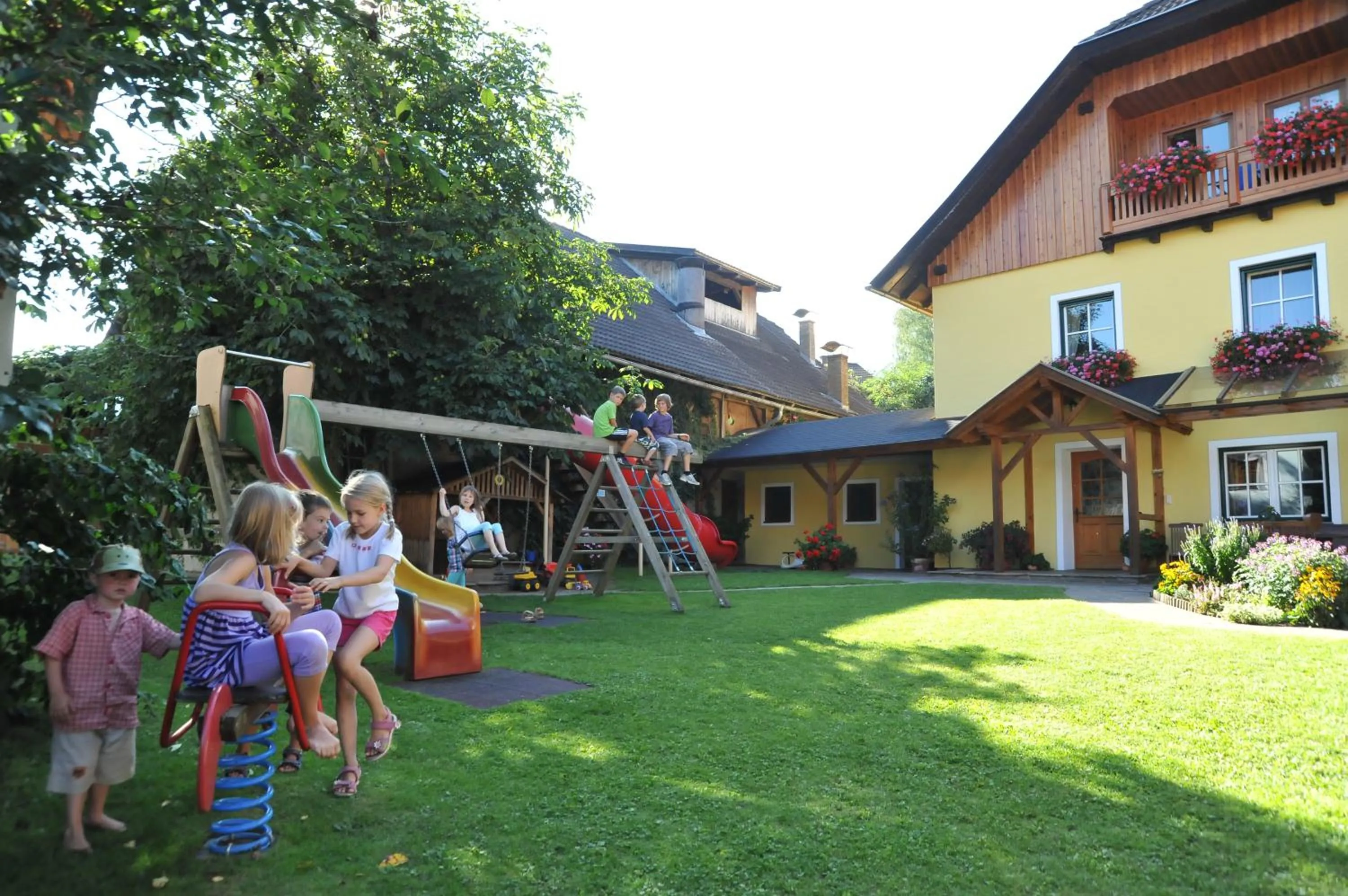 Property building in Ferienwohnungen Simonbauer