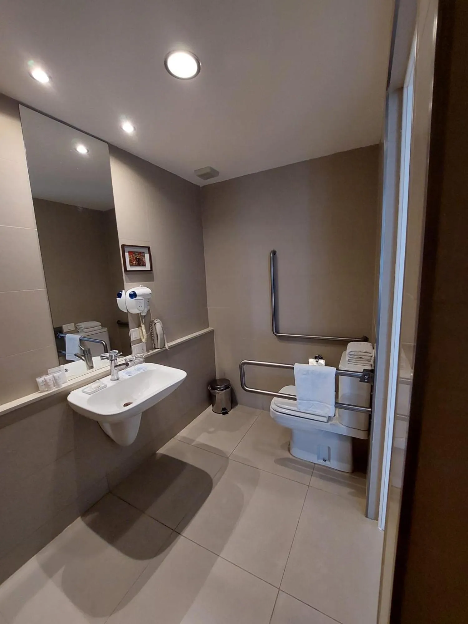 Bathroom in After Hotel Montevideo