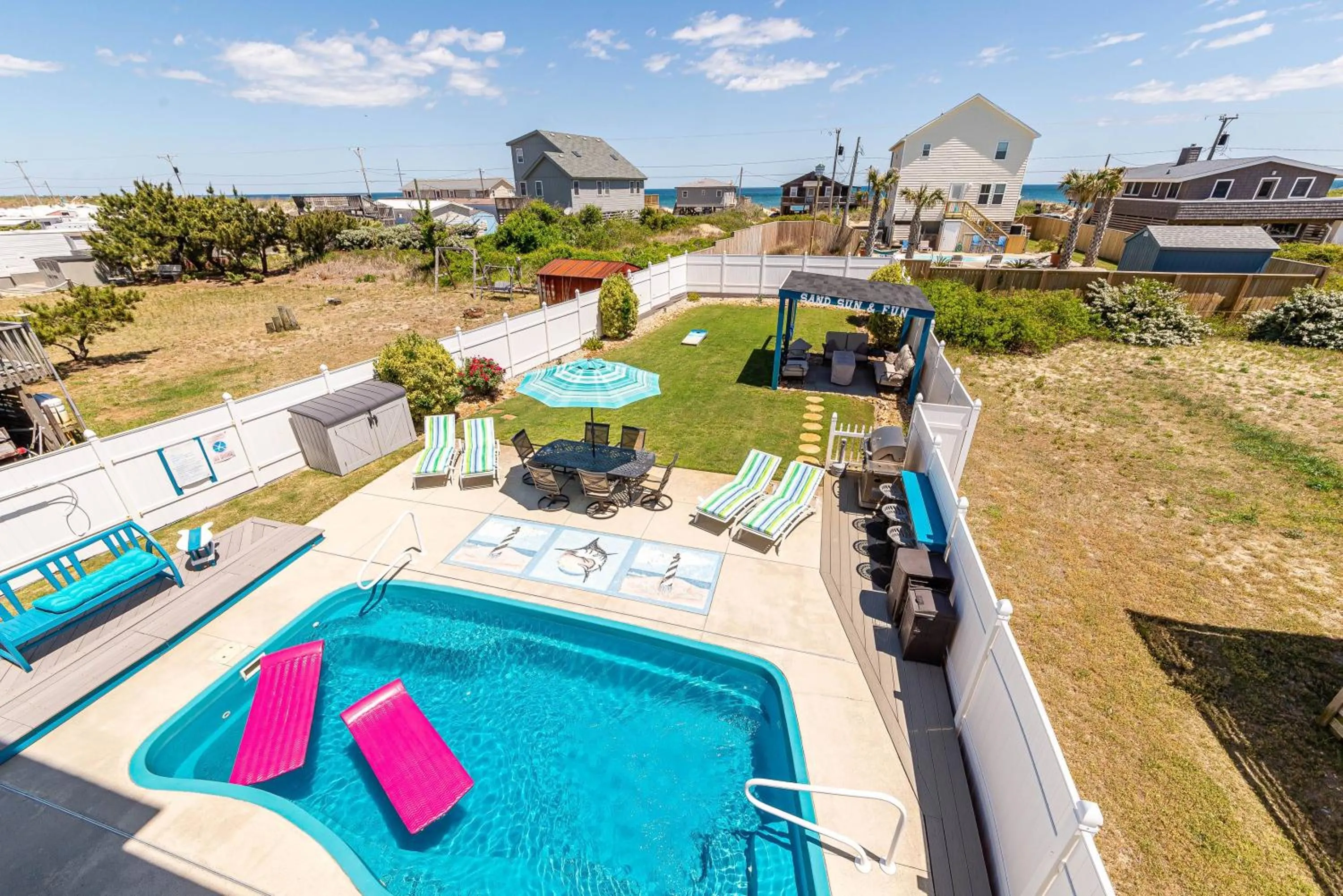 Everybody Loves...Sand, Sun & Fun - KDH MP 5.5, Ocean View, 100 Yds to Beach, Pool, Fire Pit, Flex Stays