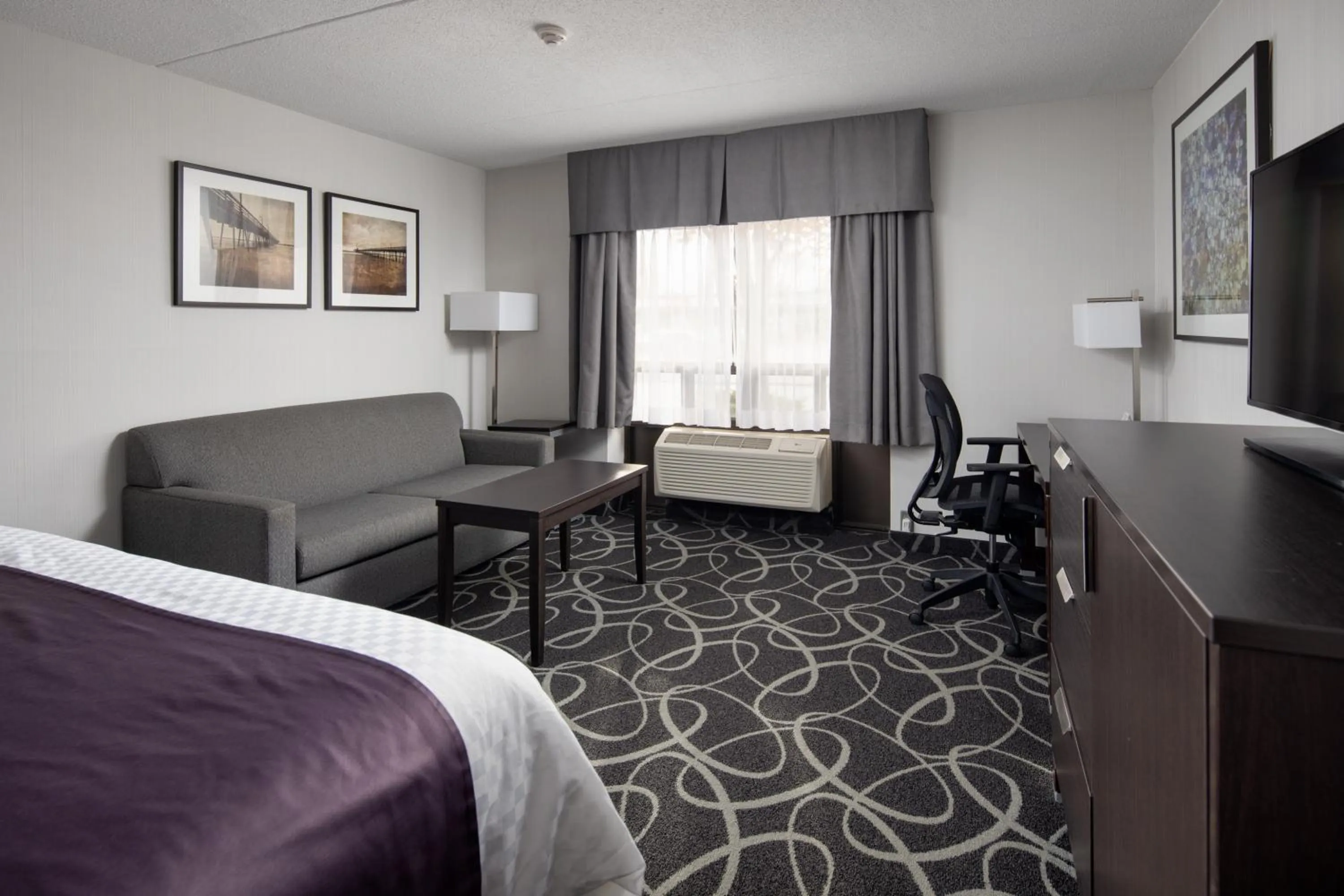 Bed in Stonecroft Inn