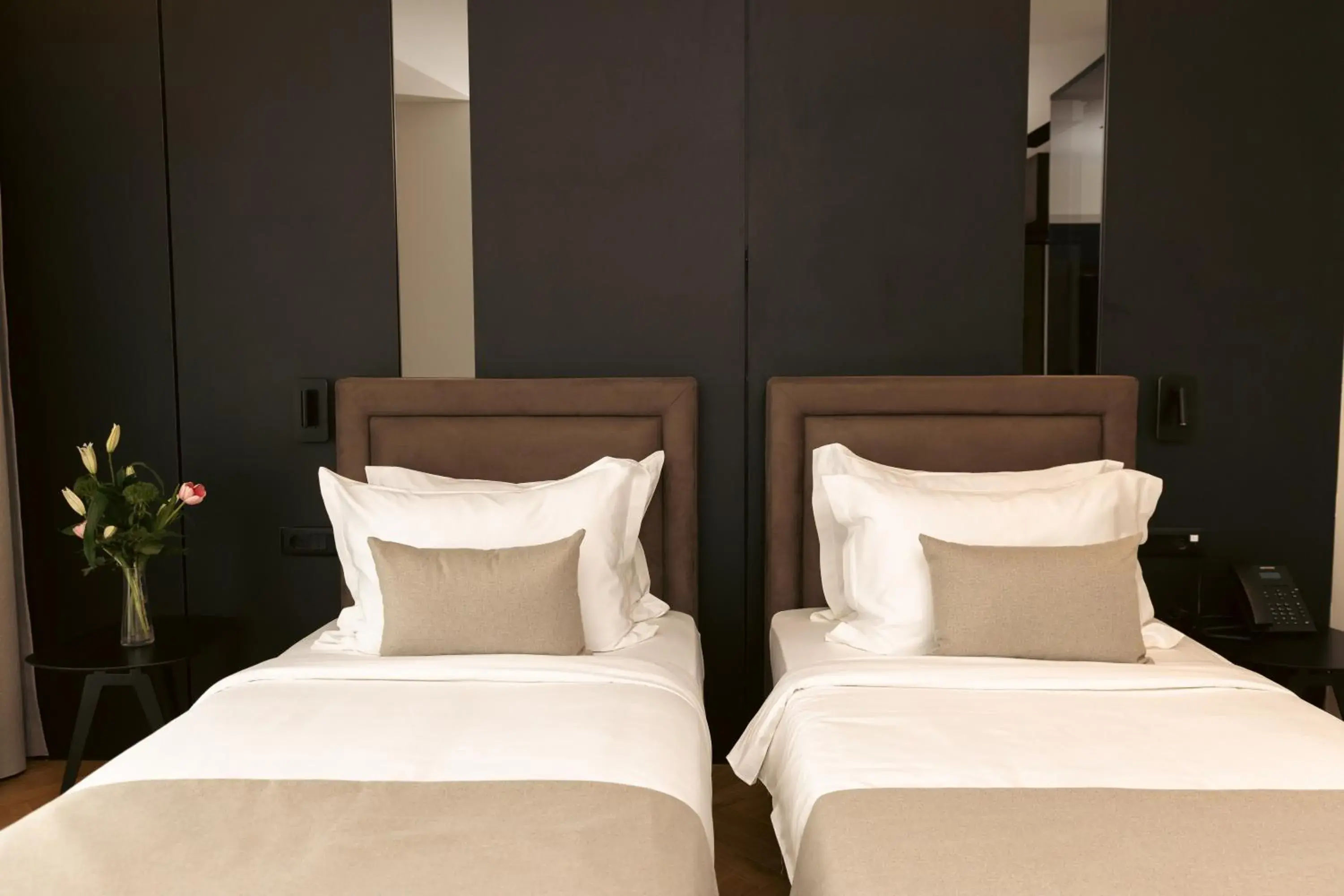 Deluxe Twin Room in Venus Hotel Deluxe Twin Room in Venus Hotel