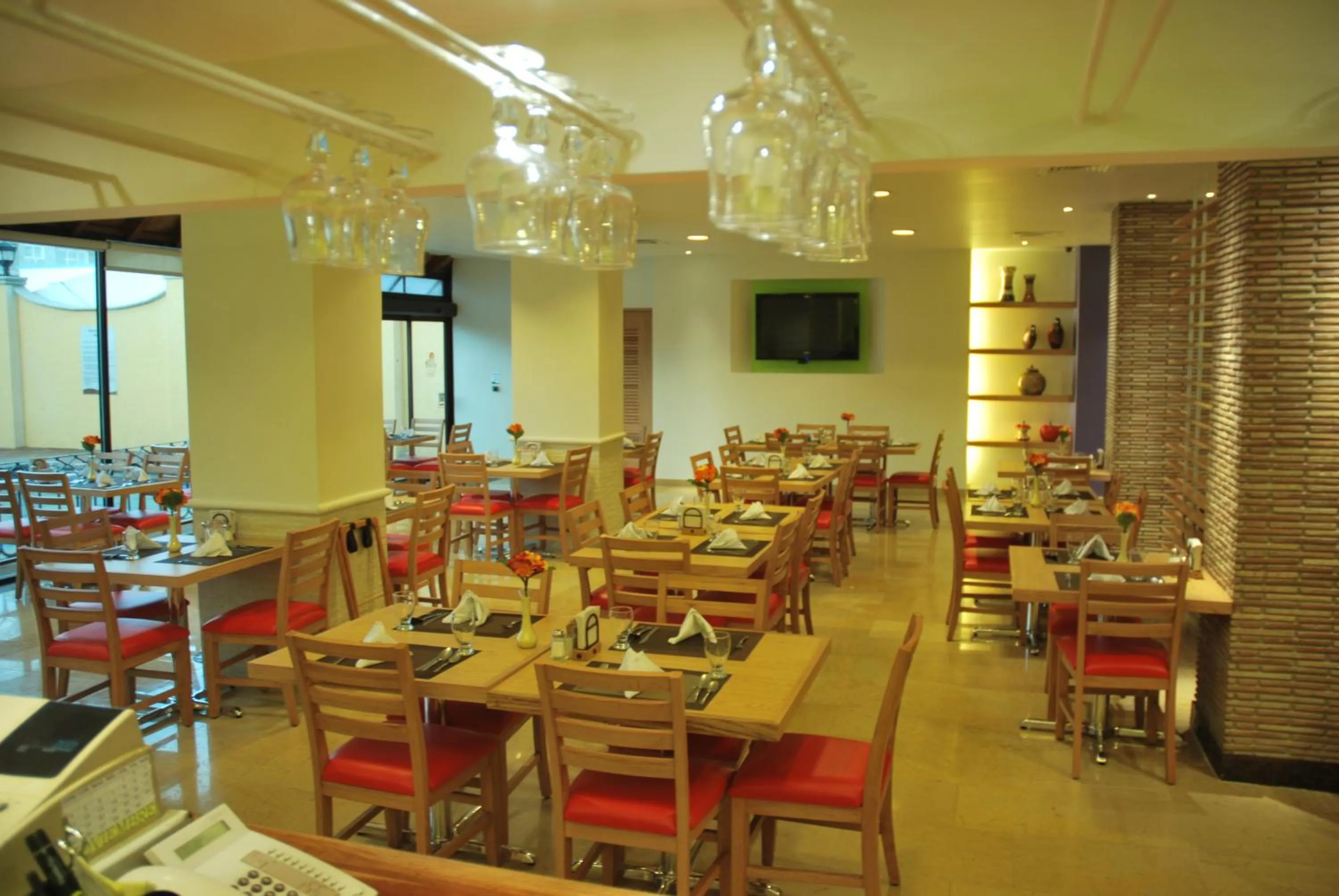 Restaurant/places to eat in Hotel Bello Veracruz