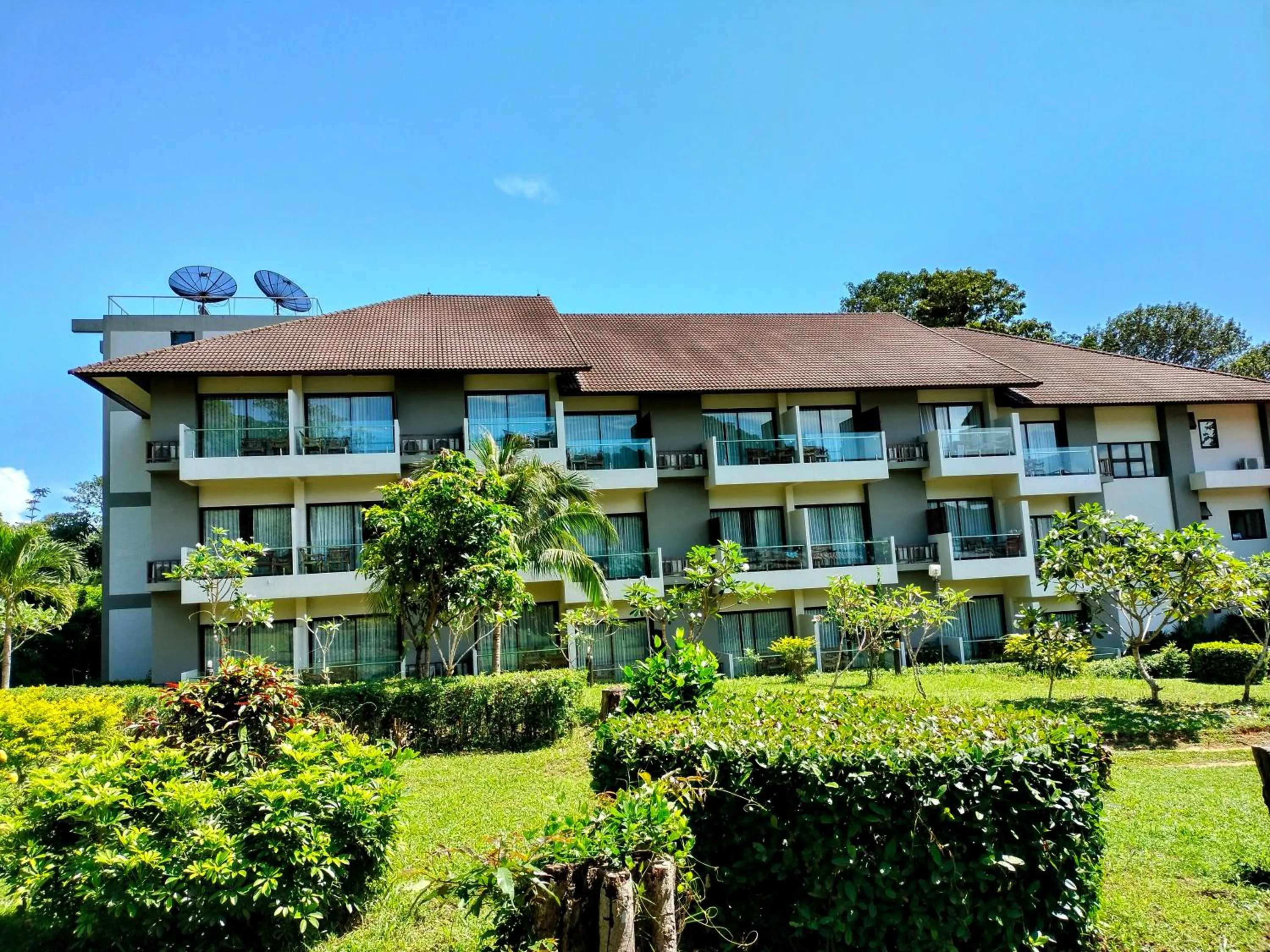 Property building in Chang Buri Resort & Koh Chang Hillside