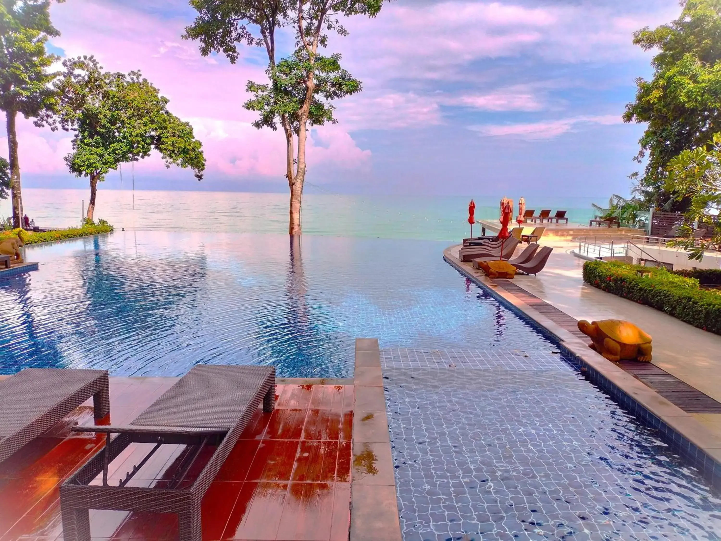 Swimming pool in Chang Buri Resort & Koh Chang Hillside Swimming pool in Chang Buri Resort & Koh Chang Hillside