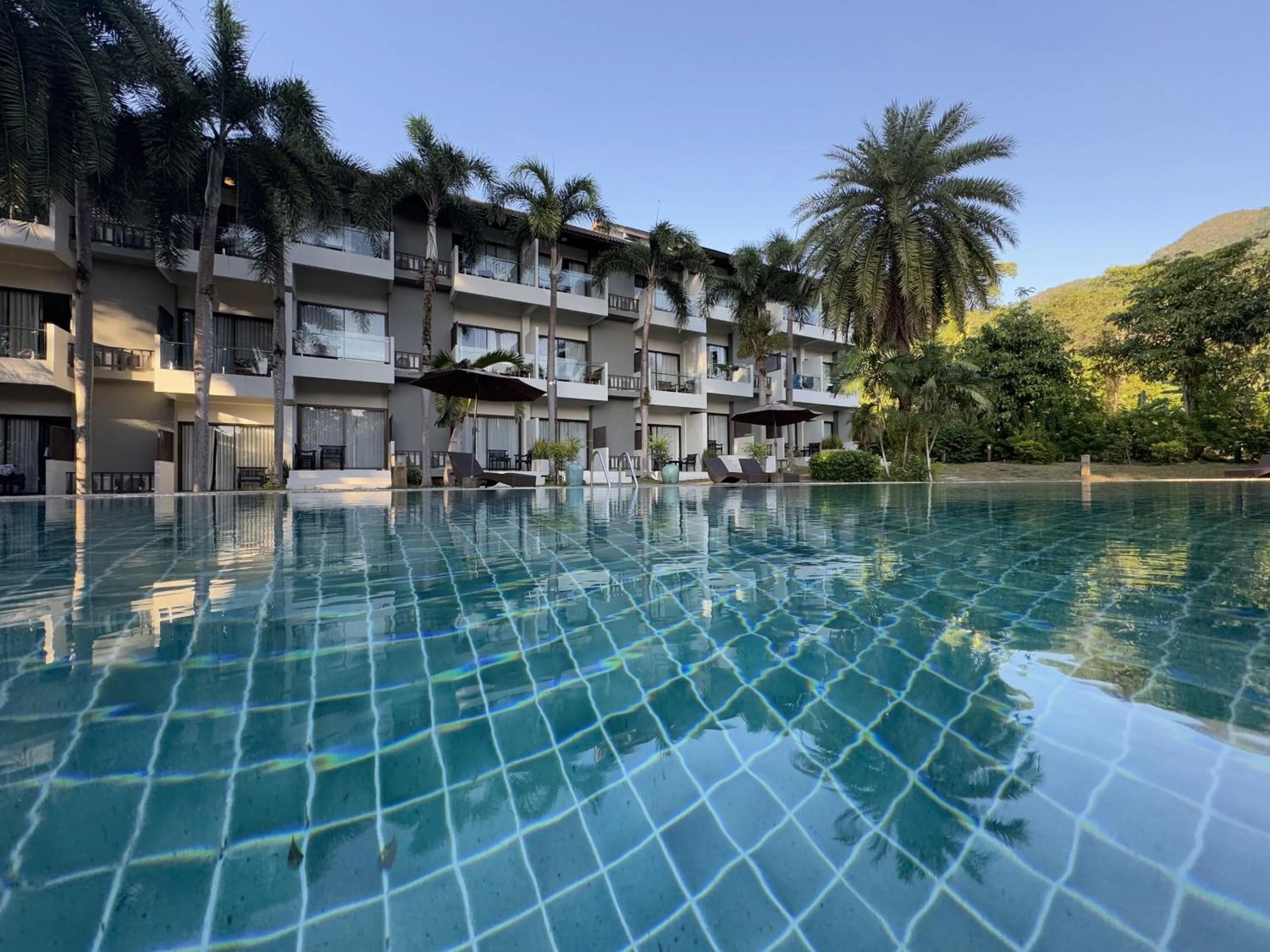 Swimming pool in Chang Buri Resort & Koh Chang Hillside