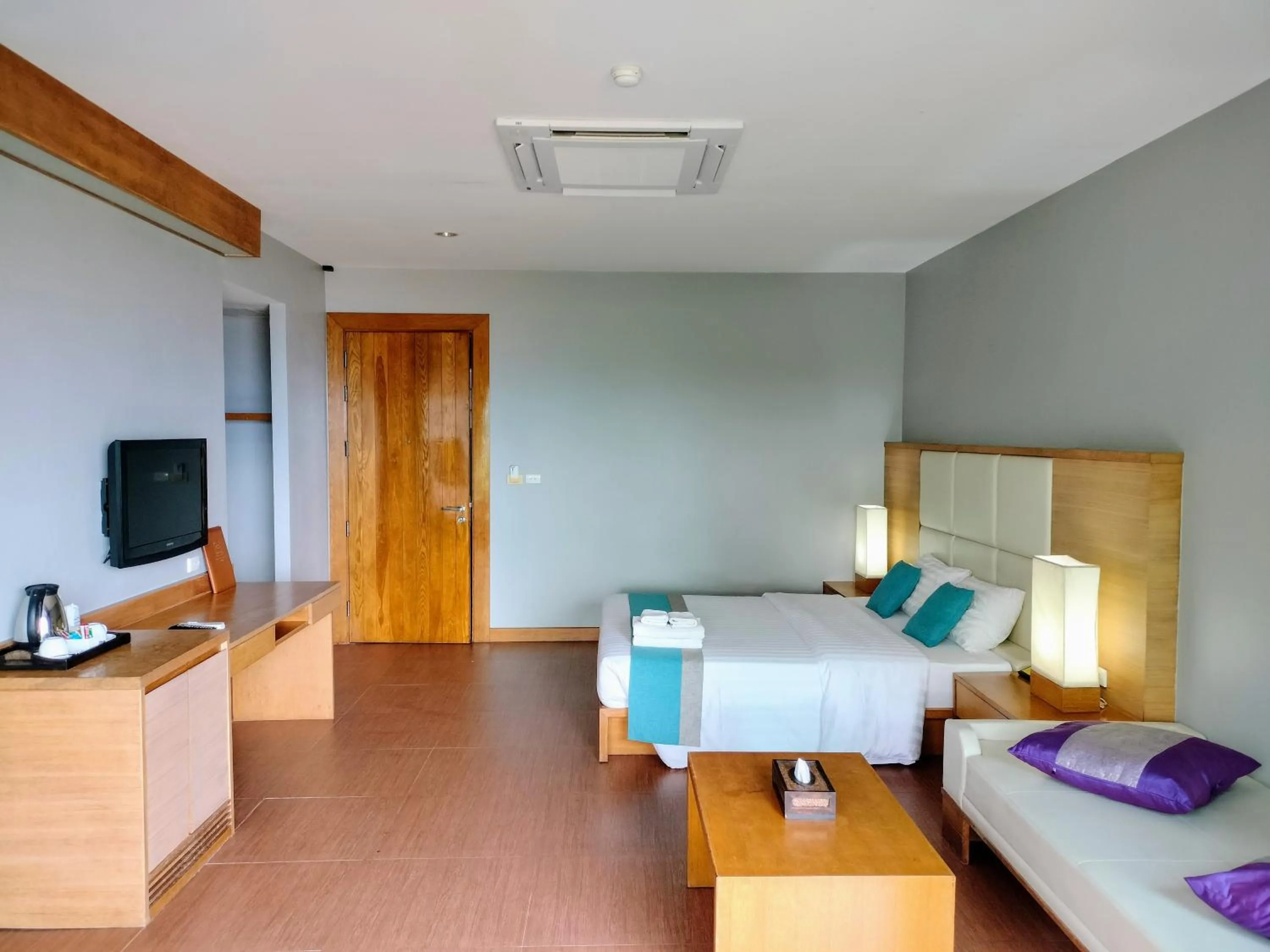 Bedroom, Bed in Chang Buri Resort & Koh Chang Hillside