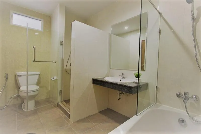 Paragon Suites Resort