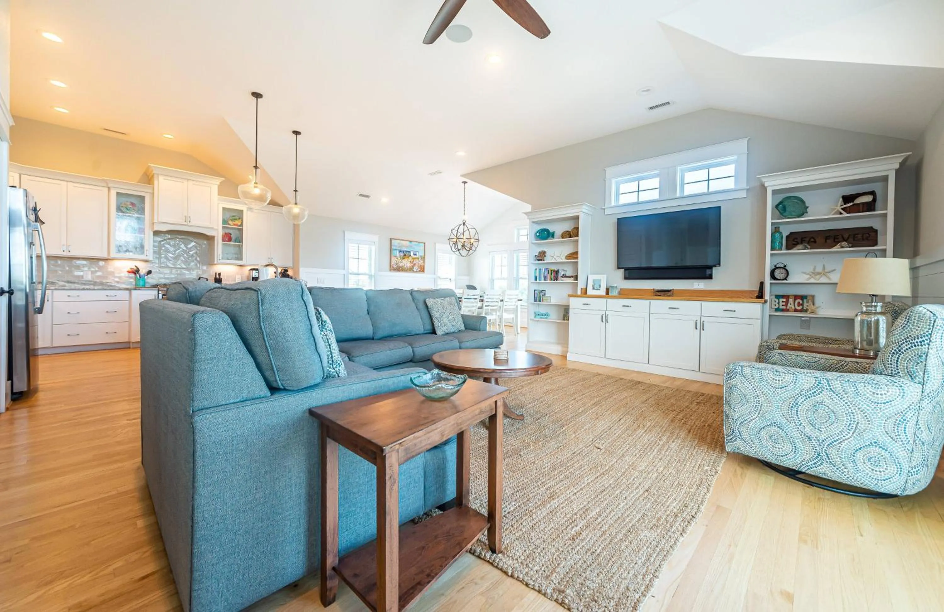 Sea Fever - Duck, Saltaire, 130 Yds to Beach, Ocean View, Pool, Hot Tub, Tiki Bar, Flex Stays