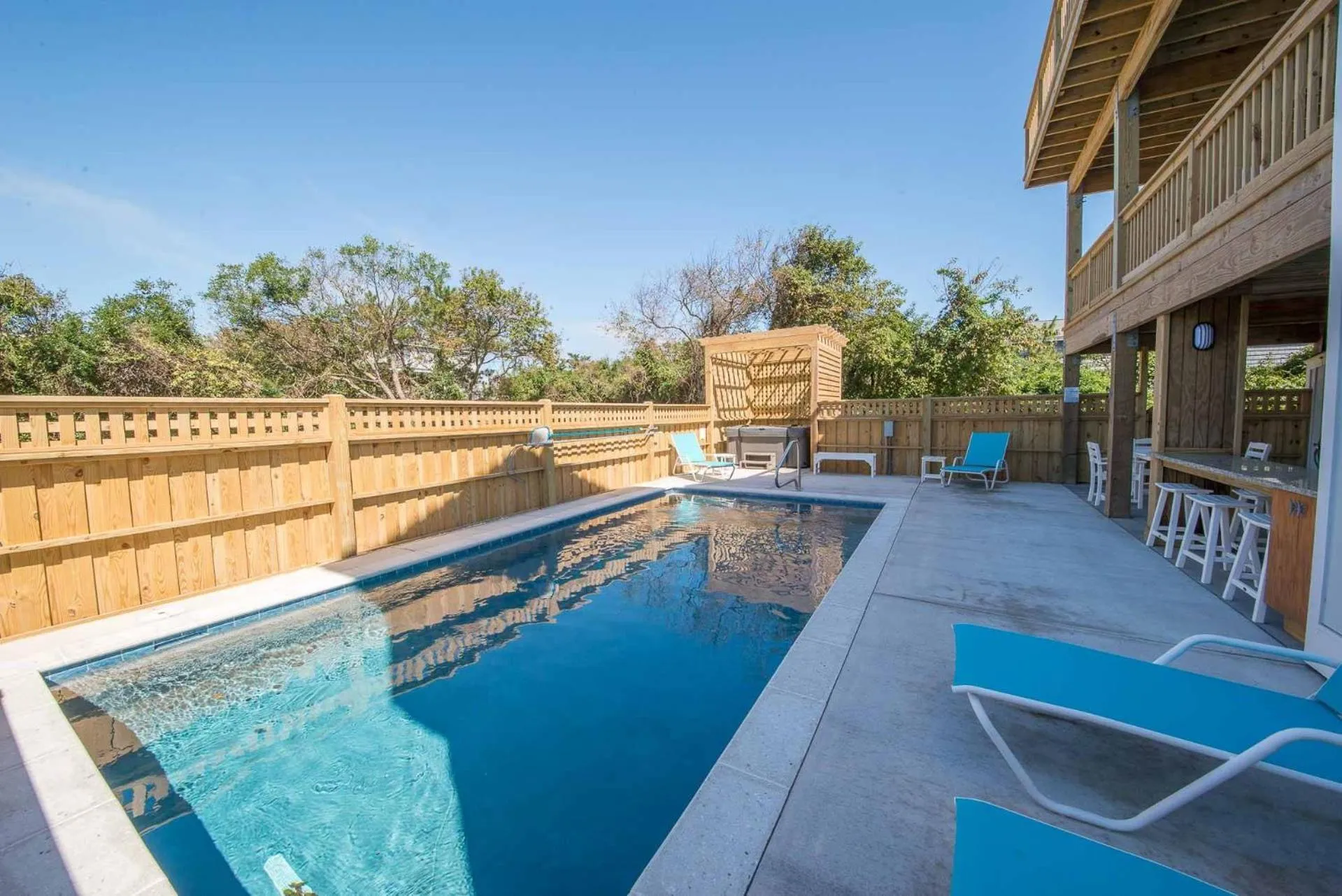 Sea Fever - Duck, Saltaire, 130 Yds to Beach, Ocean View, Pool, Hot Tub, Tiki Bar, Flex Stays