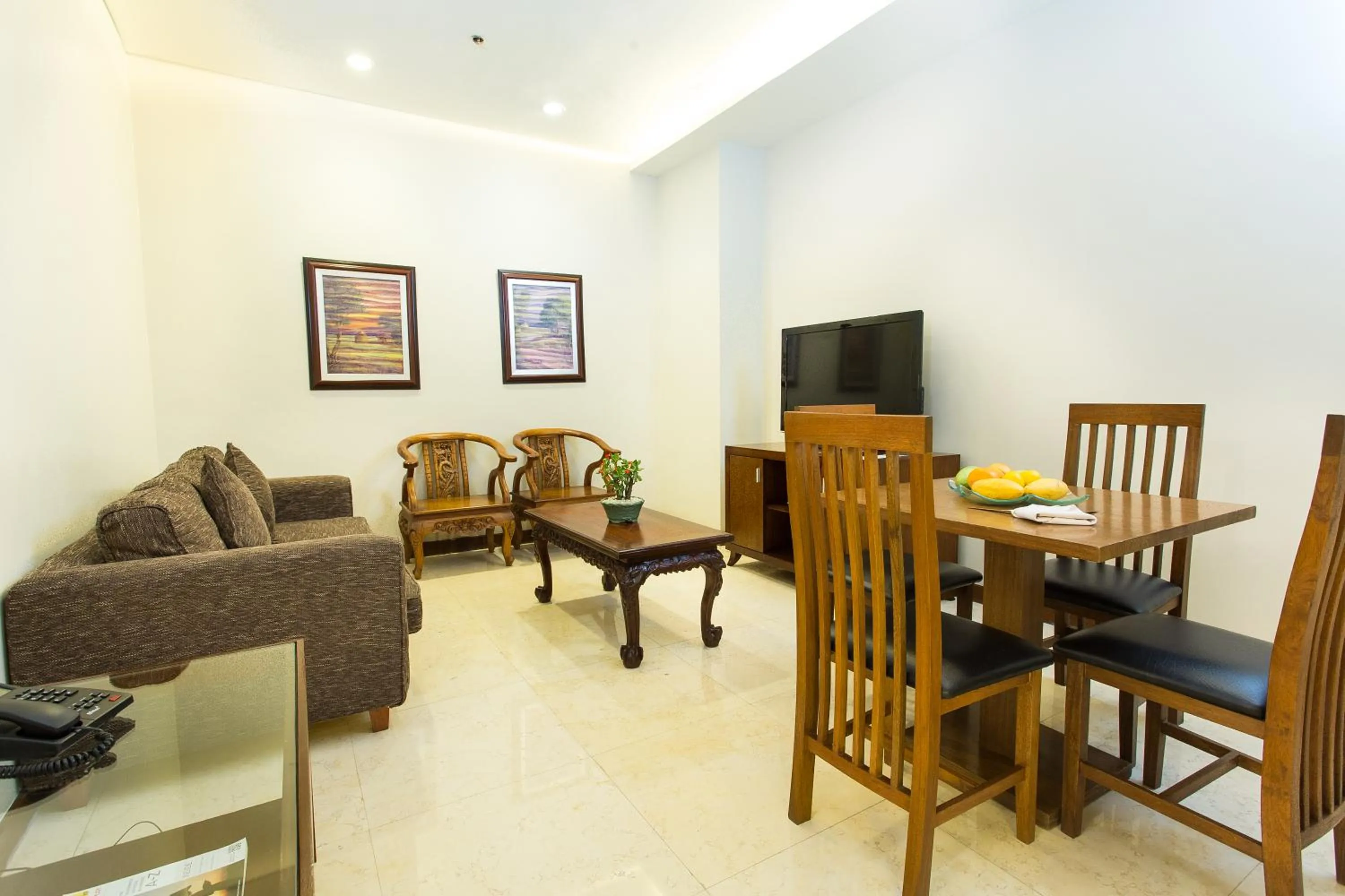 Living room in Armada Hotel Manila