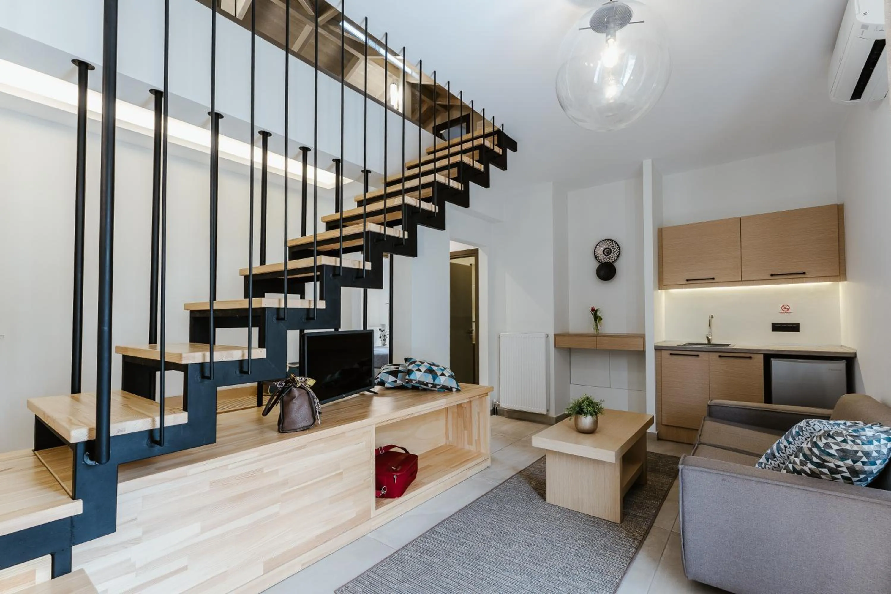 Seating area in Andrew's Luxury Residence