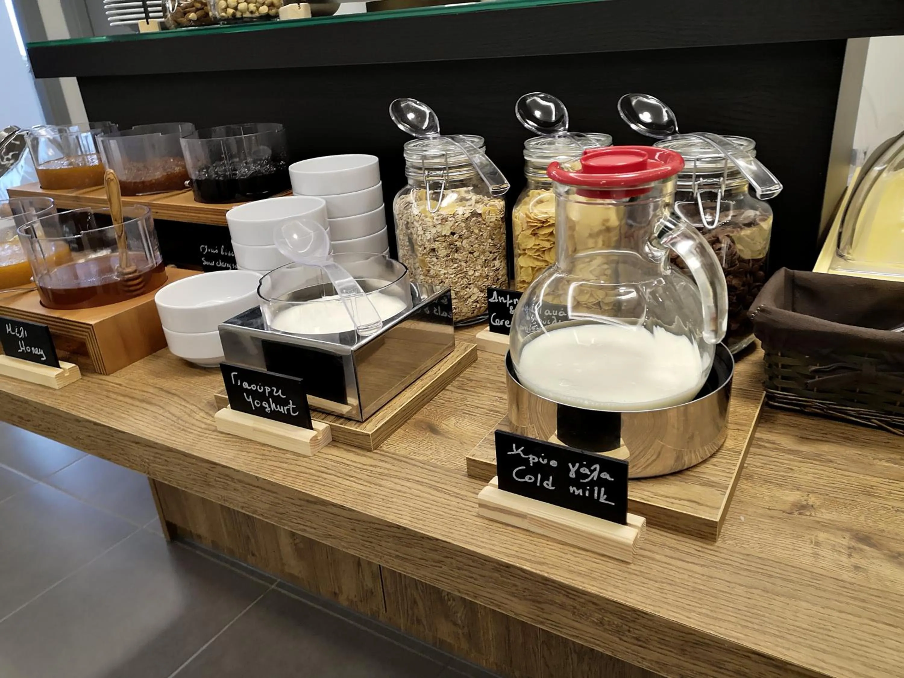 Continental breakfast in Andrew's Luxury Residence