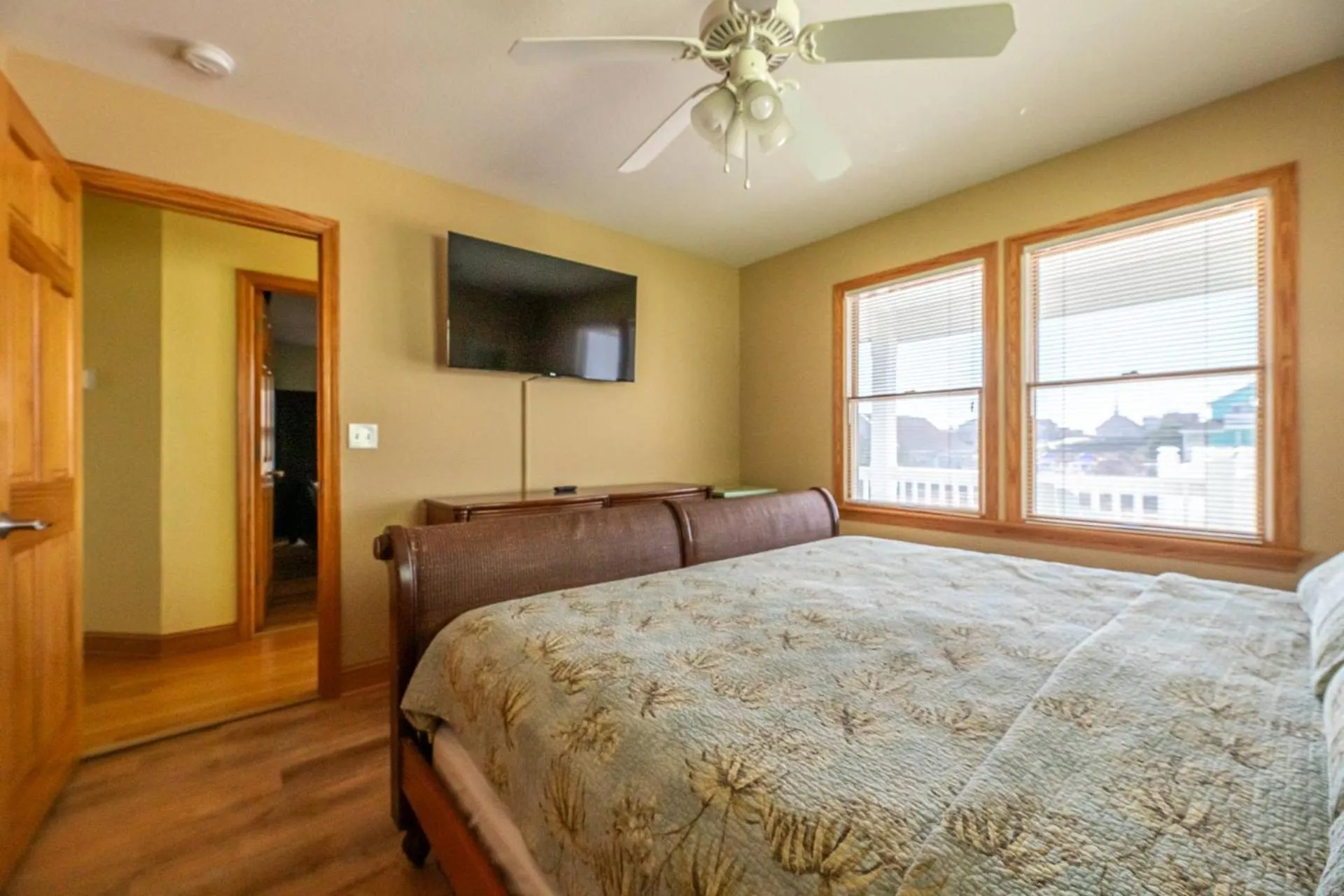 Bed in Jockey's Ridge Haven