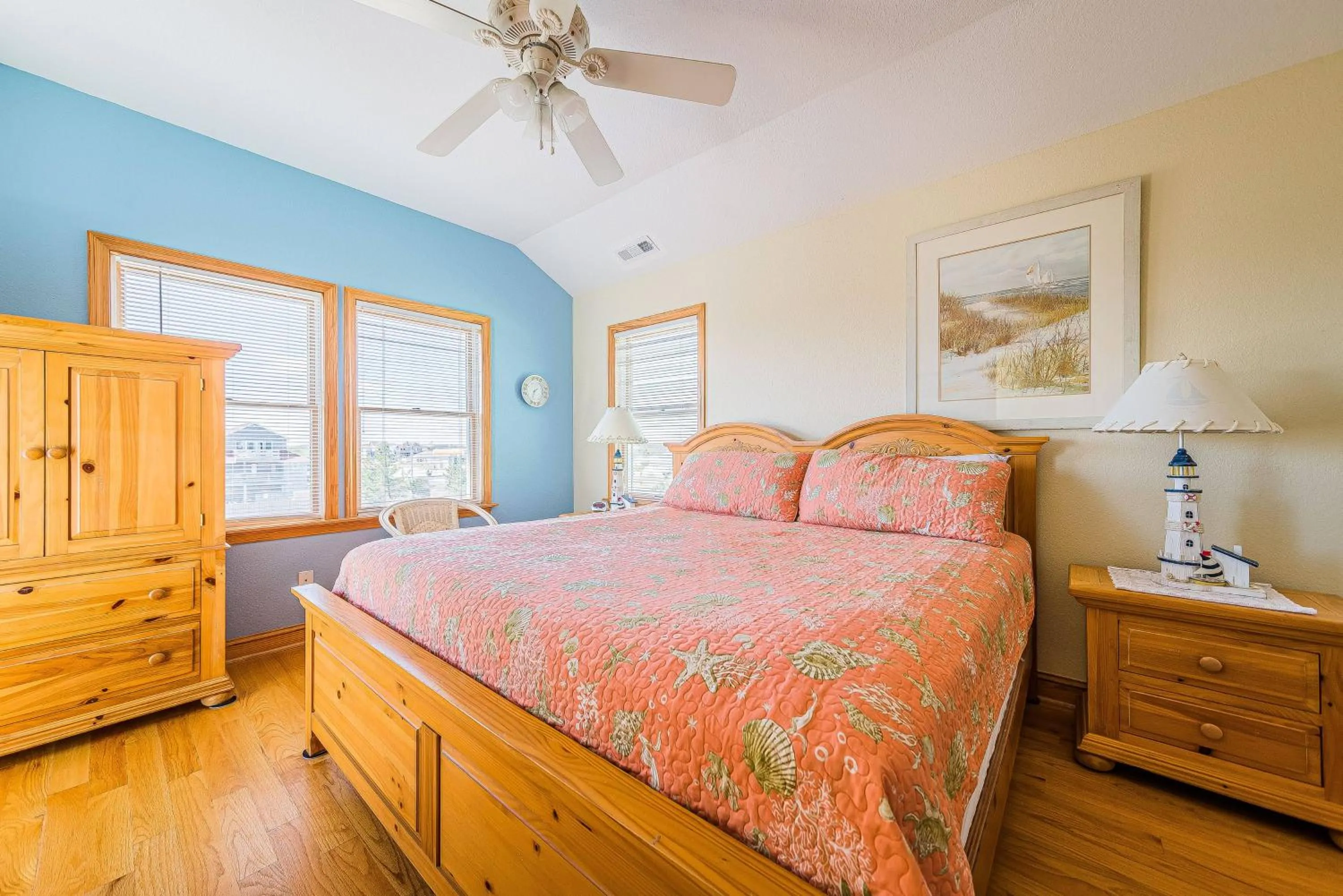 Bed in Jockey's Ridge Haven