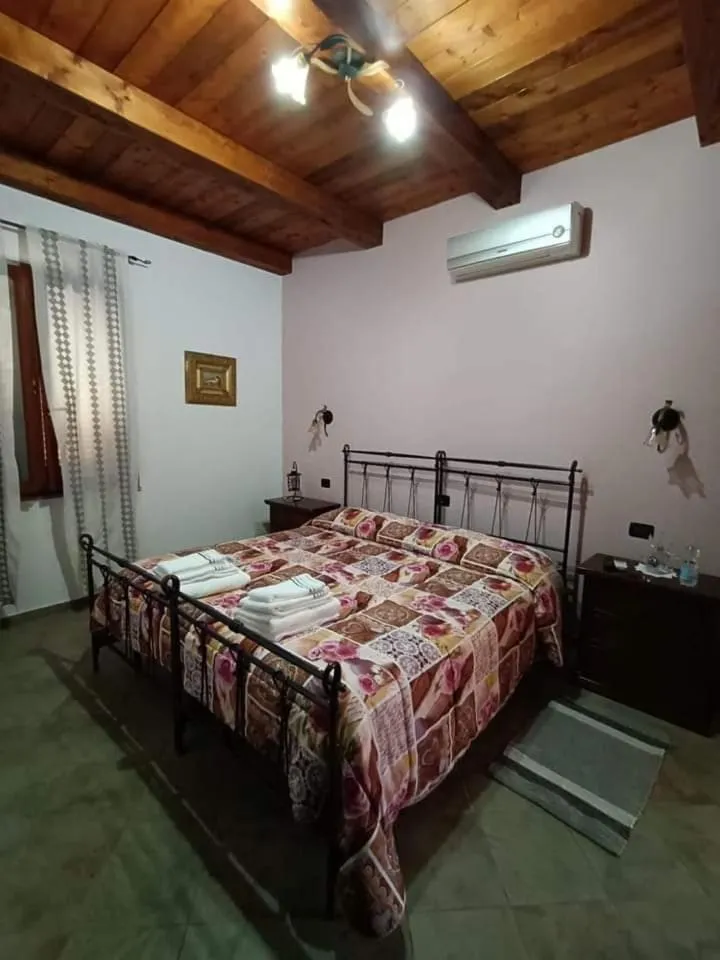 Bed in B&B funtanadetalia