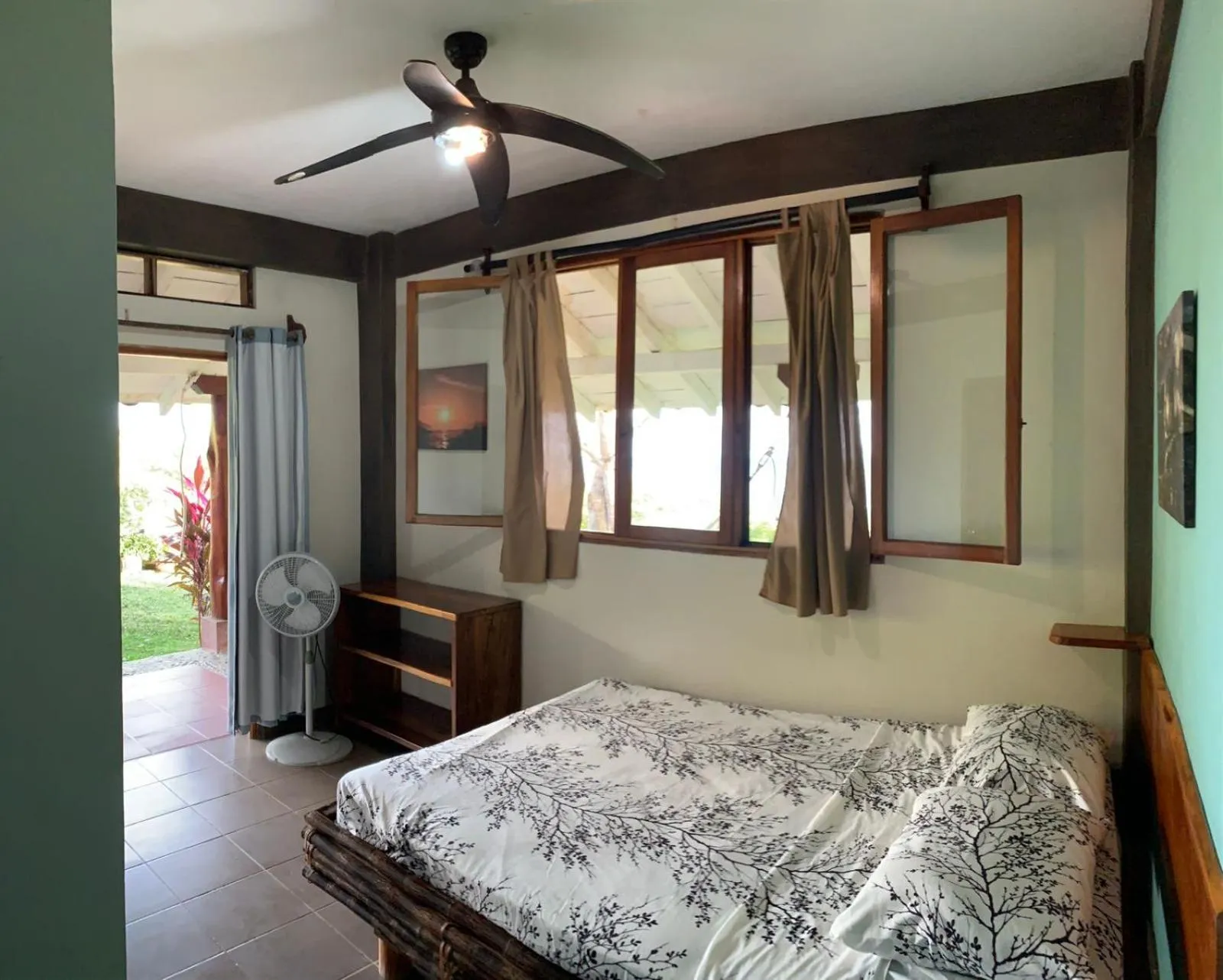 Bed in Hotel Kambutaleko