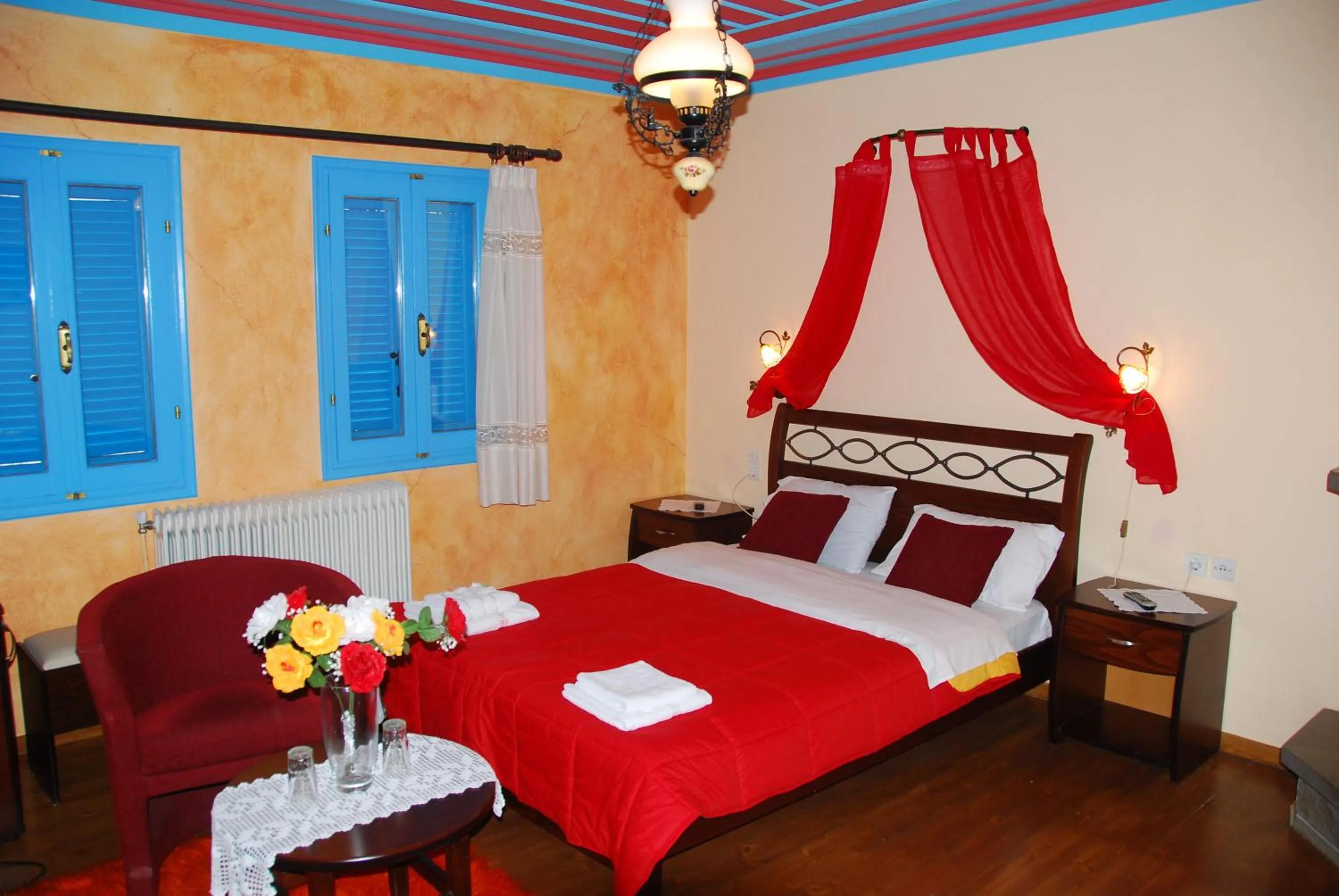 Bed in Hotel Ladias