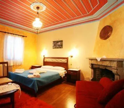 Bed in Hotel Ladias