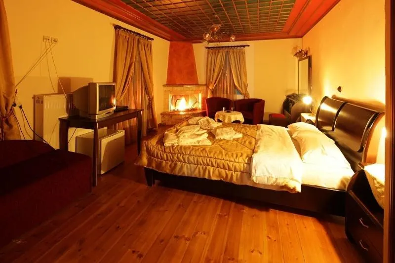 Bed in Hotel Ladias