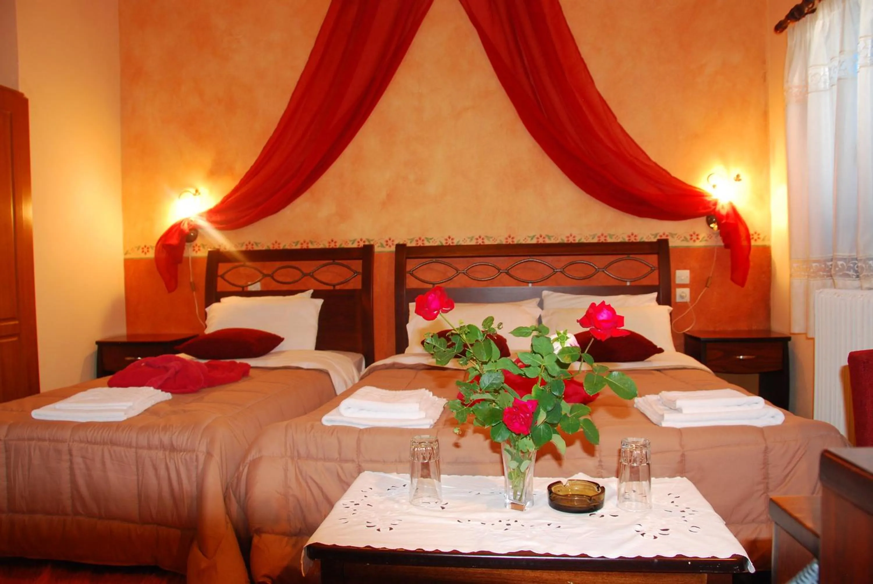 Bed in Hotel Ladias