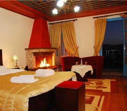 Bed in Hotel Ladias