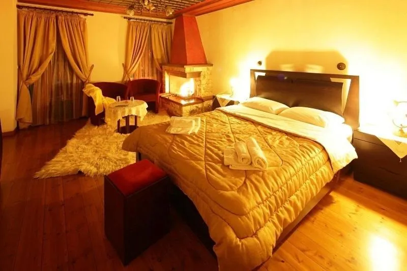 Bed in Hotel Ladias