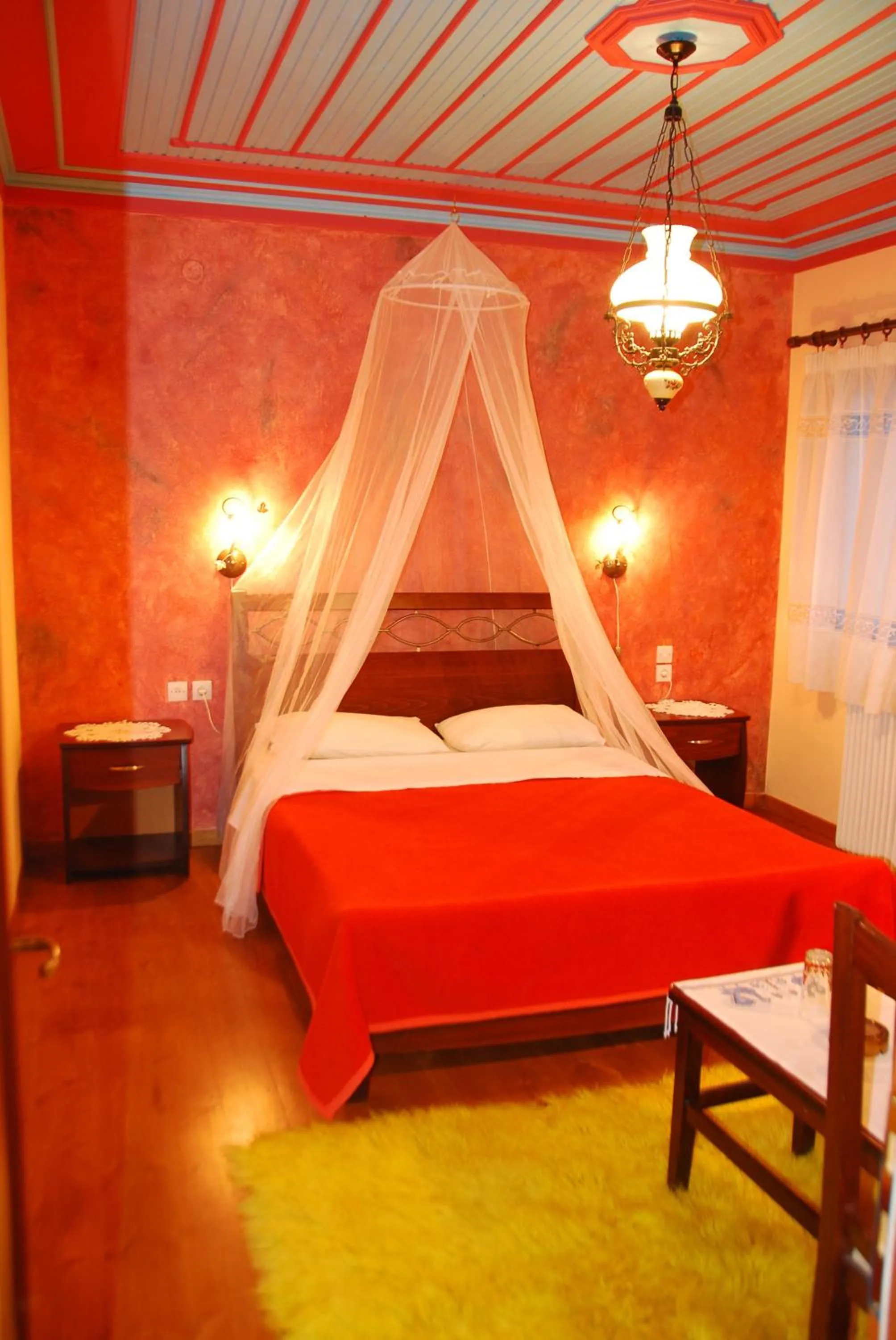 Bed in Hotel Ladias
