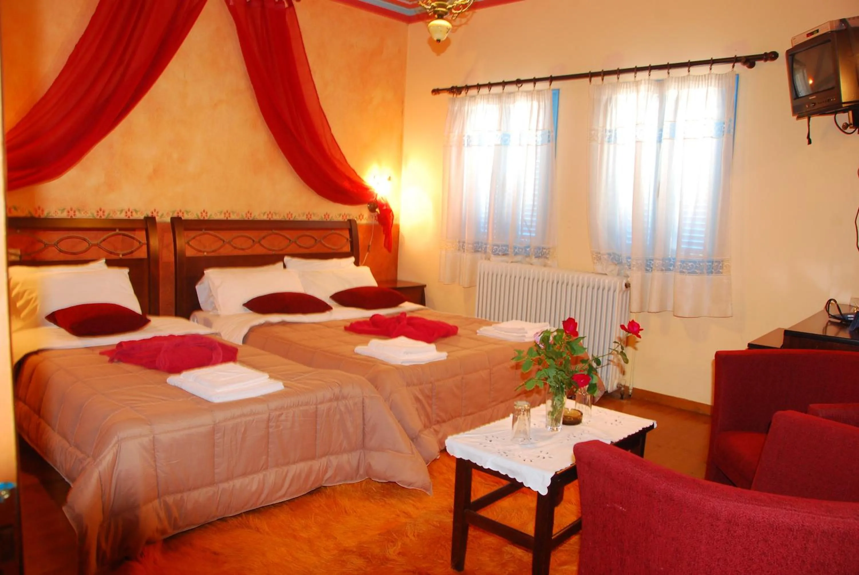 Bed in Hotel Ladias