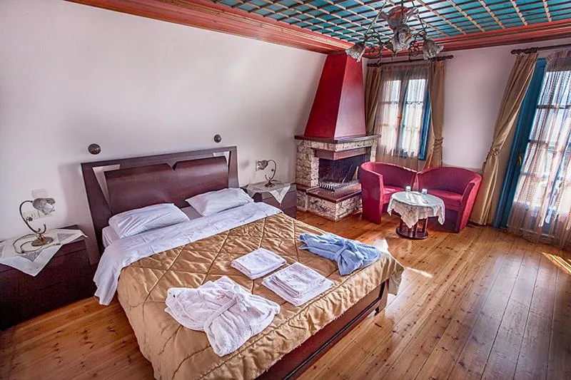 Bed in Hotel Ladias