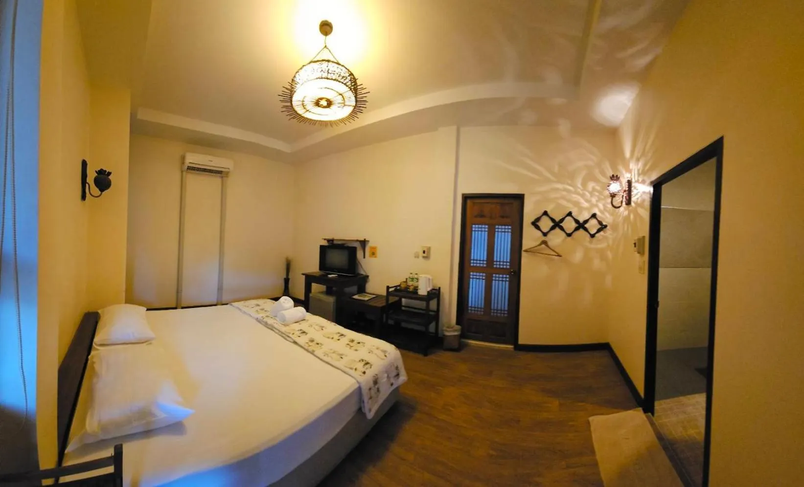 Bed in The Mangrove Hideaway Kohchang