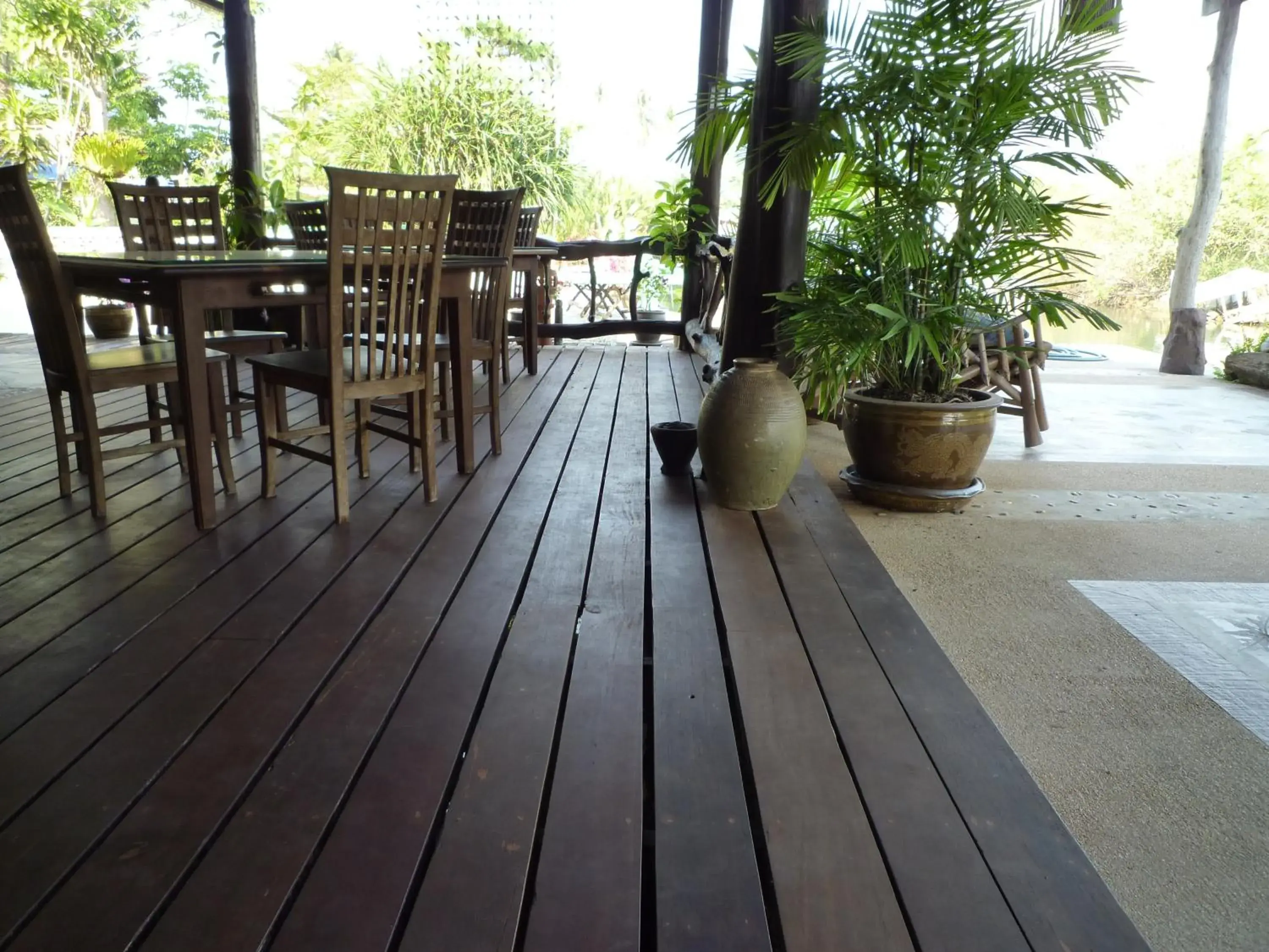Restaurant/places to eat in The Mangrove Hideaway Kohchang Restaurant/places to eat in The Mangrove Hideaway Kohchang