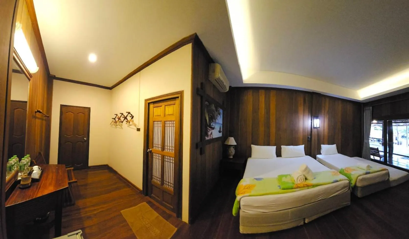 Photo of the whole room, Bed in The Mangrove Hideaway Kohchang