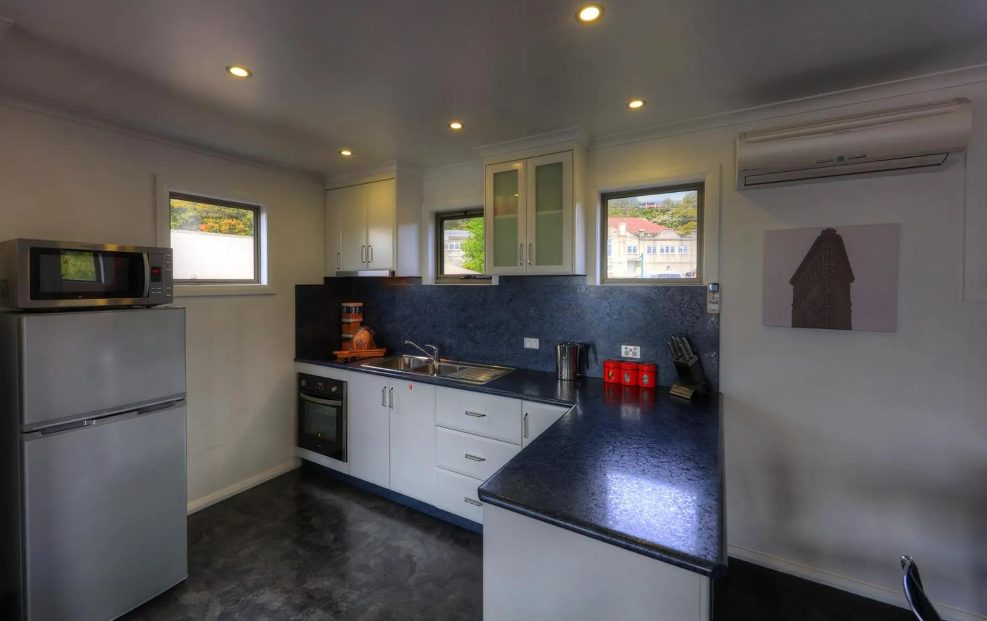 Kitchen or kitchenette in Rosebank Cottage Collection