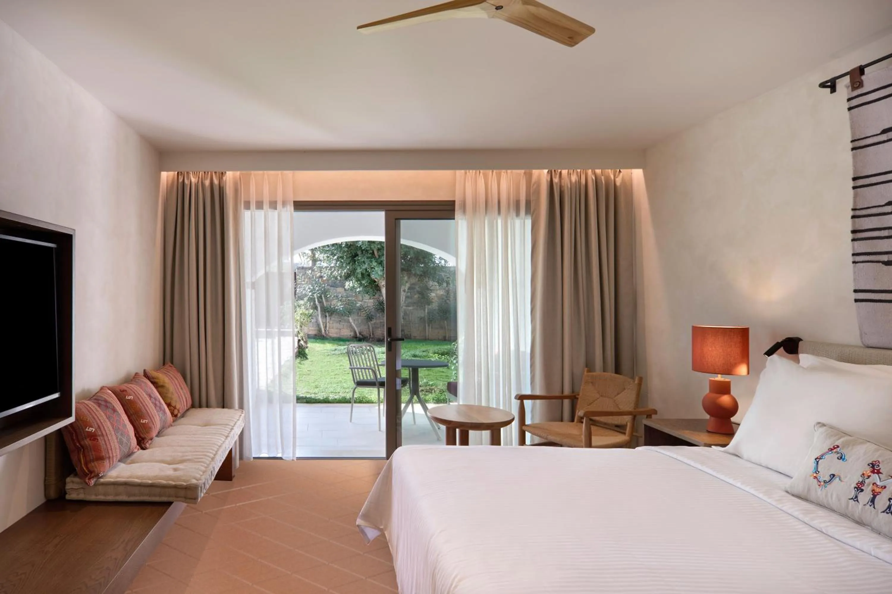 Bed in Creta Maris Resort