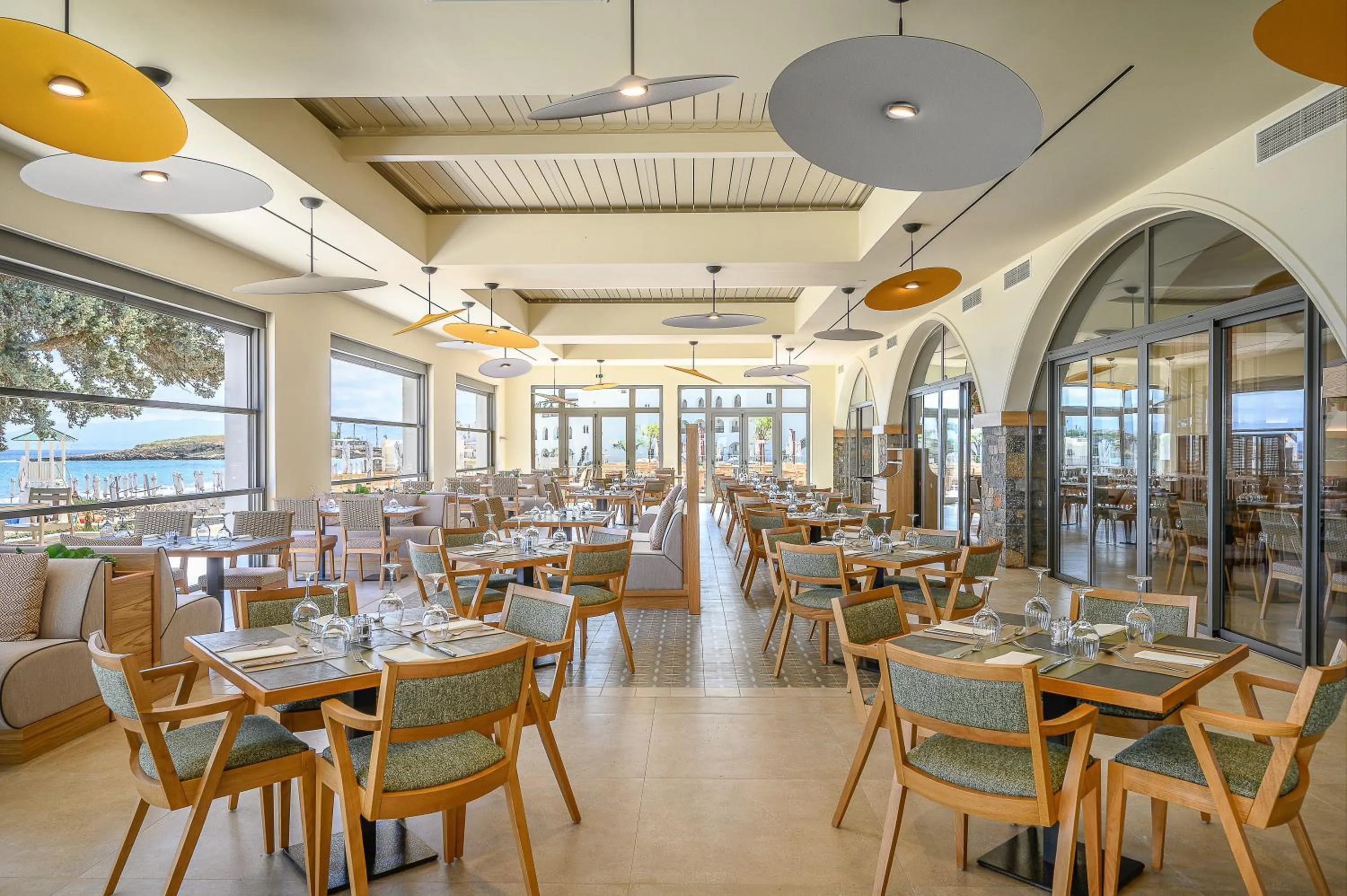 Restaurant/places to eat in Creta Maris Resort