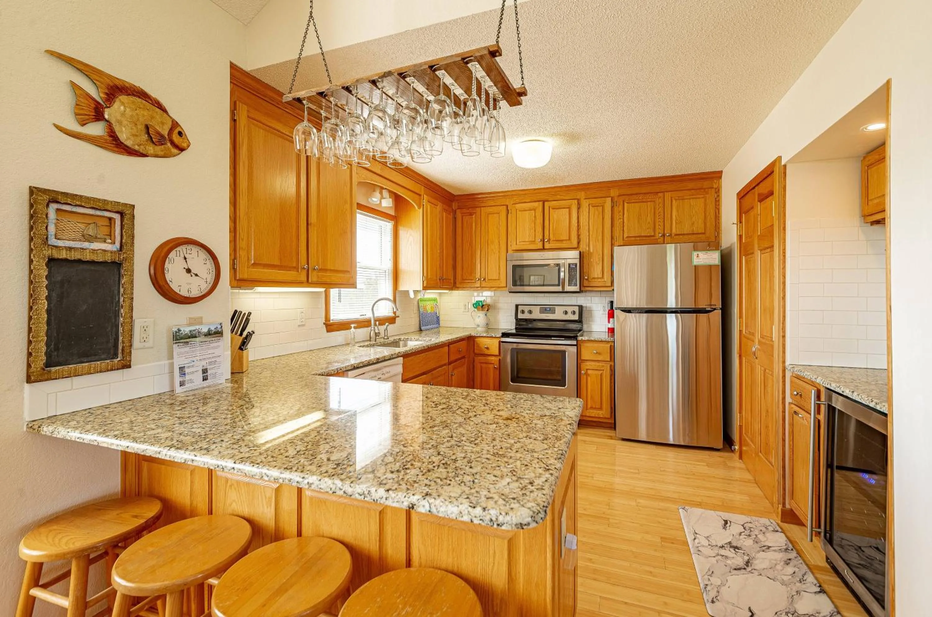 Windhaven - Corolla, Whalehead, Beach 400 Yds, Pool, Hot Tub, Tiki Bar, Pets OK, Flex Stays
