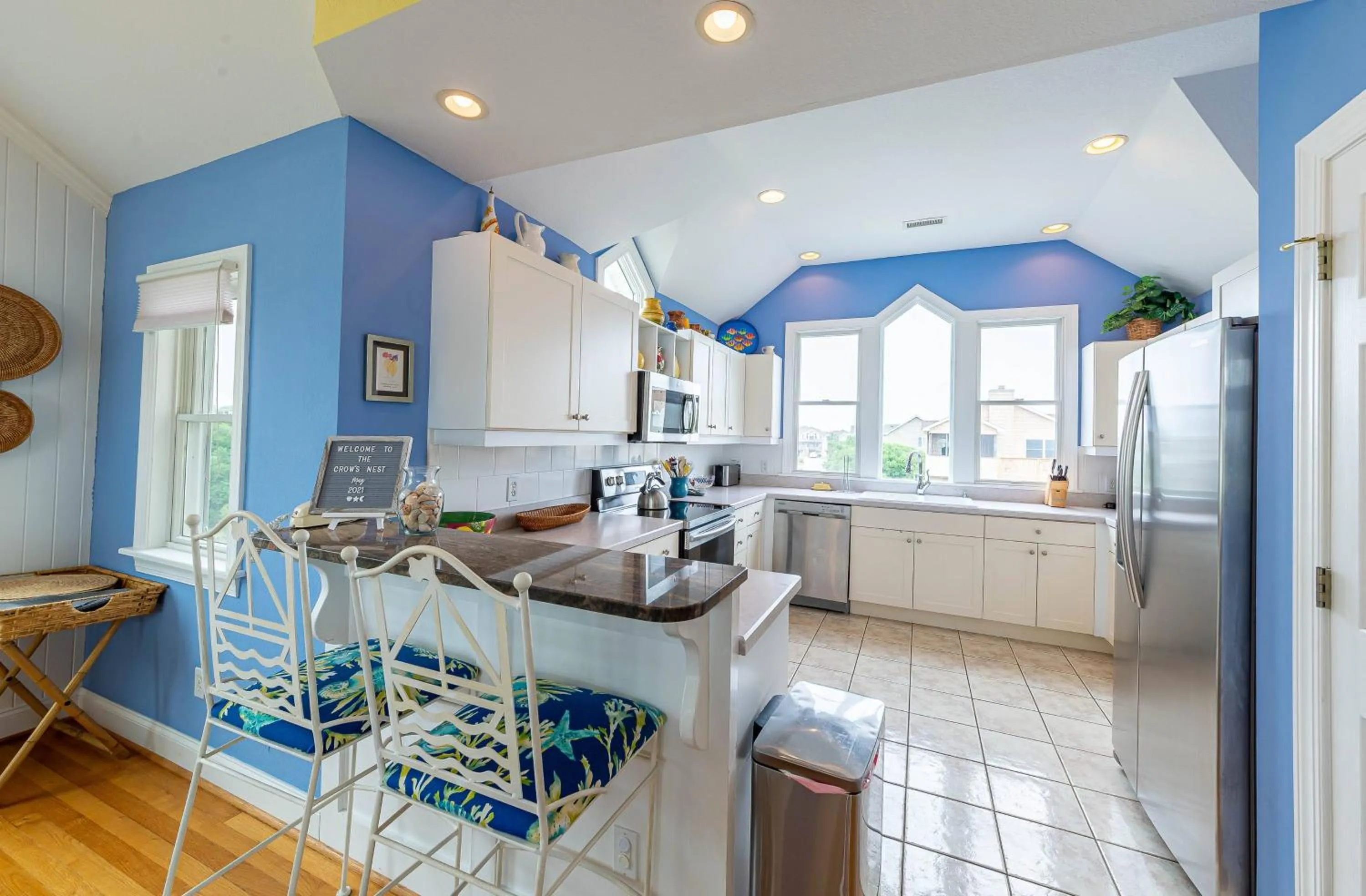 Crow's Nest - Corolla, Crown Point, 150 Yds to Beach, Hot Tub, Community Pool, Pets OK