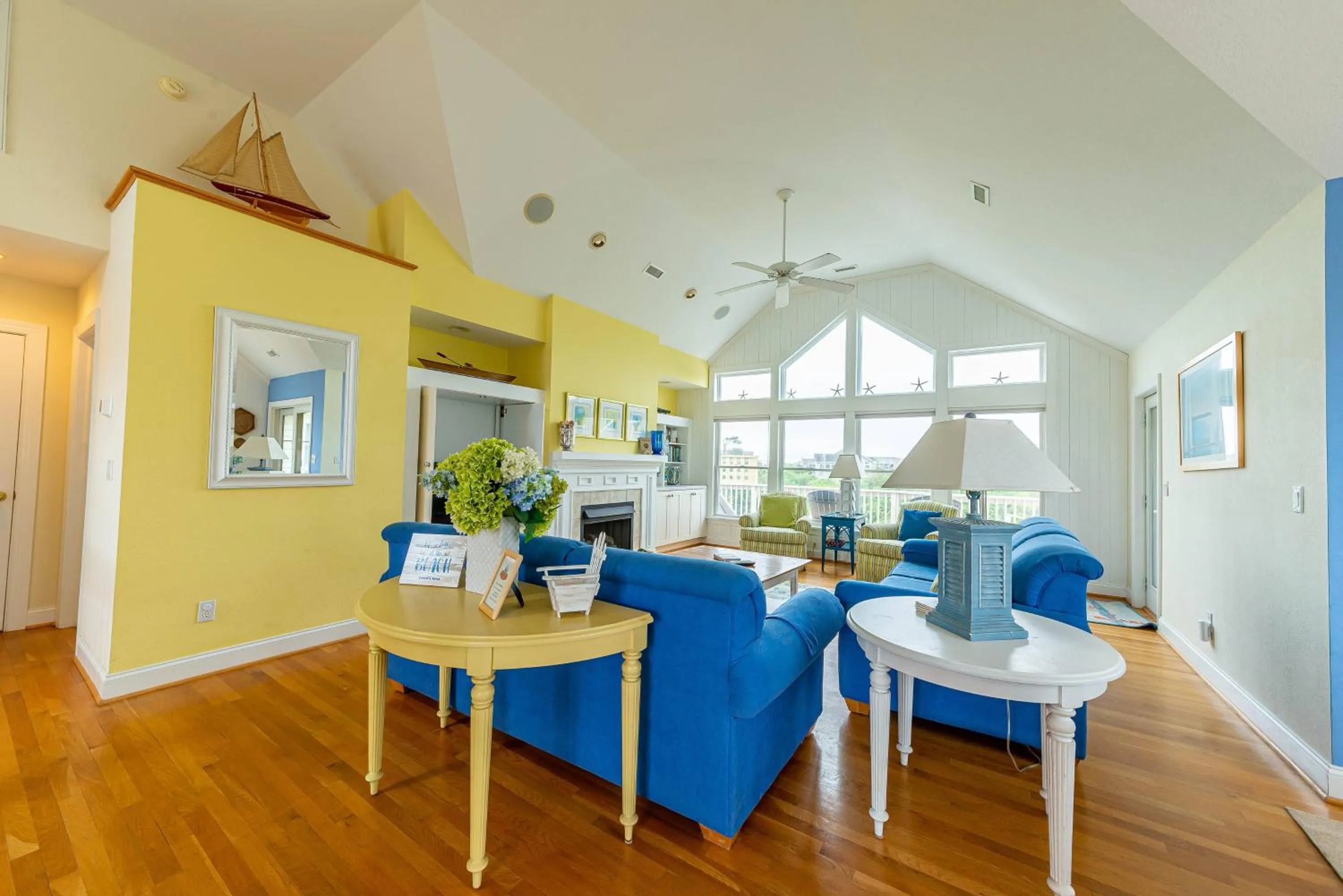 Crow's Nest - Corolla, Crown Point, 150 Yds to Beach, Hot Tub, Community Pool, Pets OK