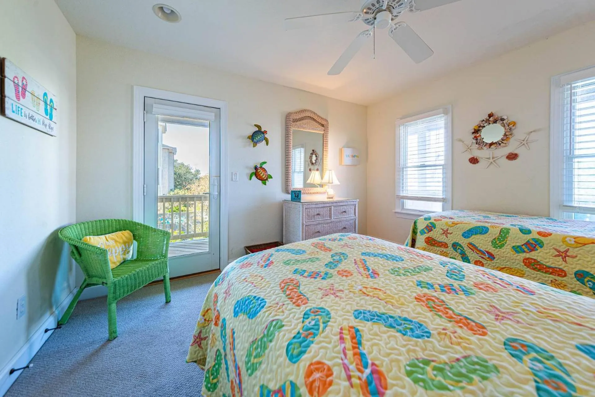 Bed in Crow's Nest - Corolla, Crown Point, 150 Yds to Beach, Hot Tub, Community Pool, Pets OK