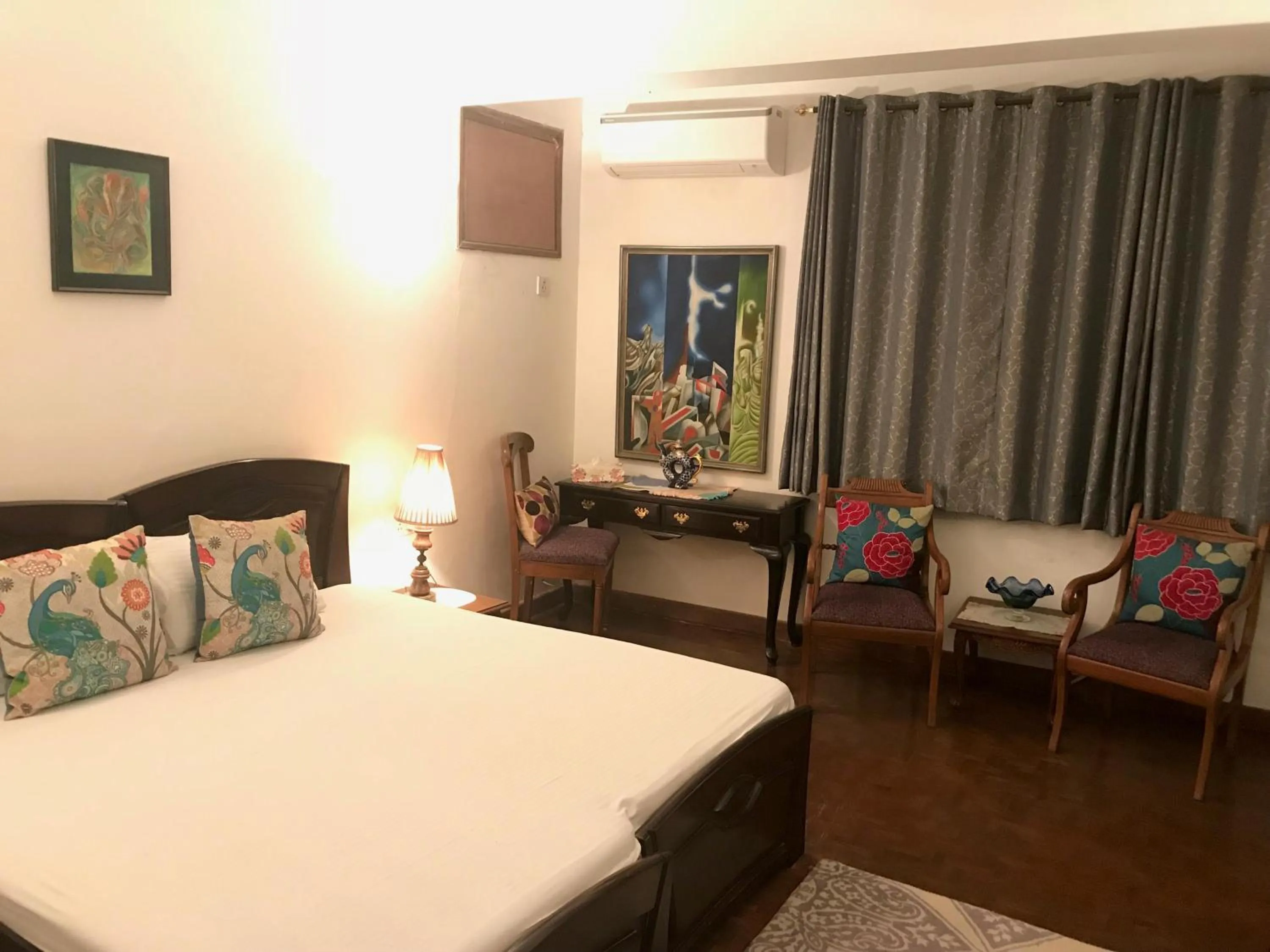 Bedroom, Bed in The Stay Inn New Delhi