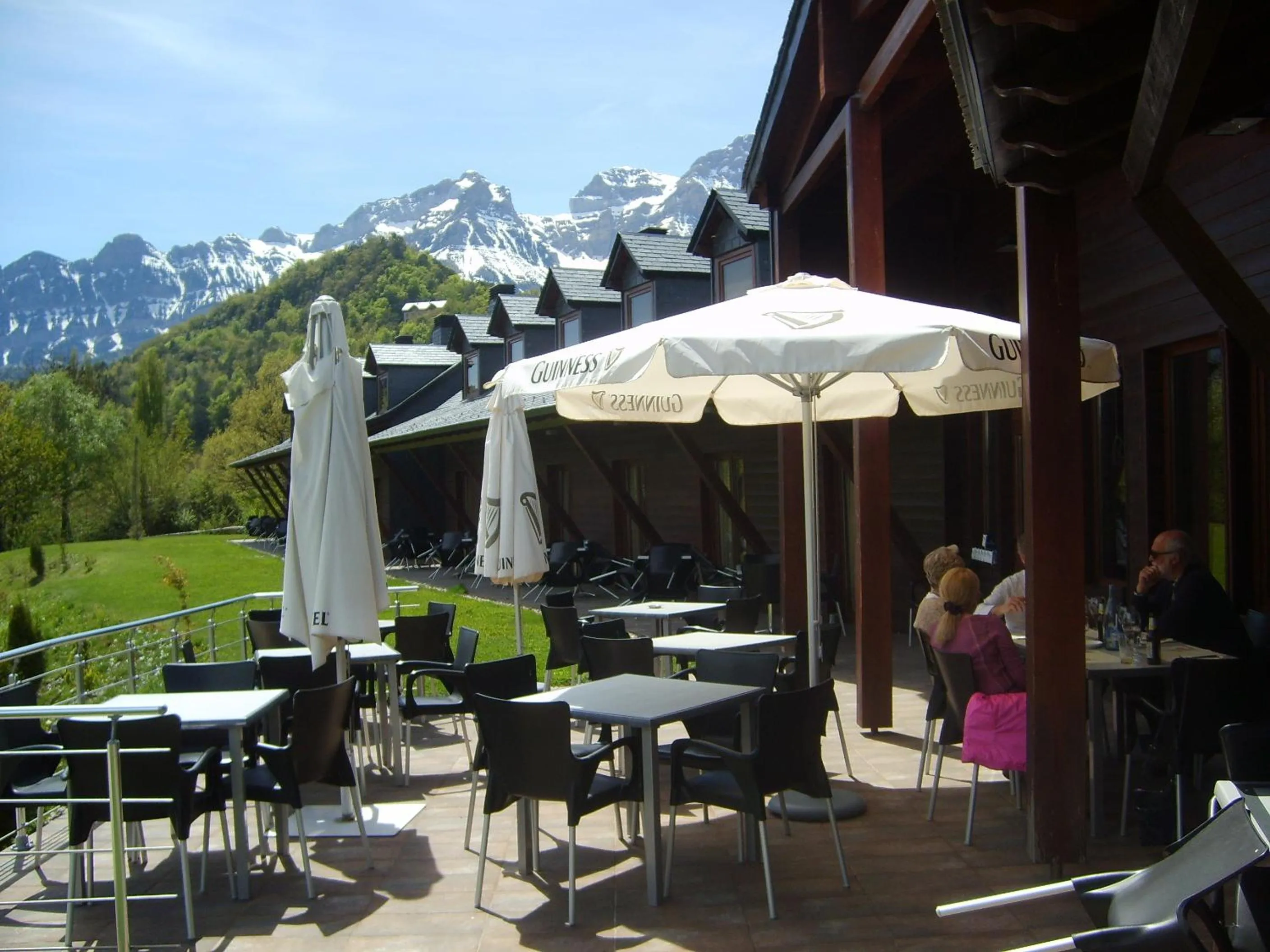 People in Aparthotel Bubal