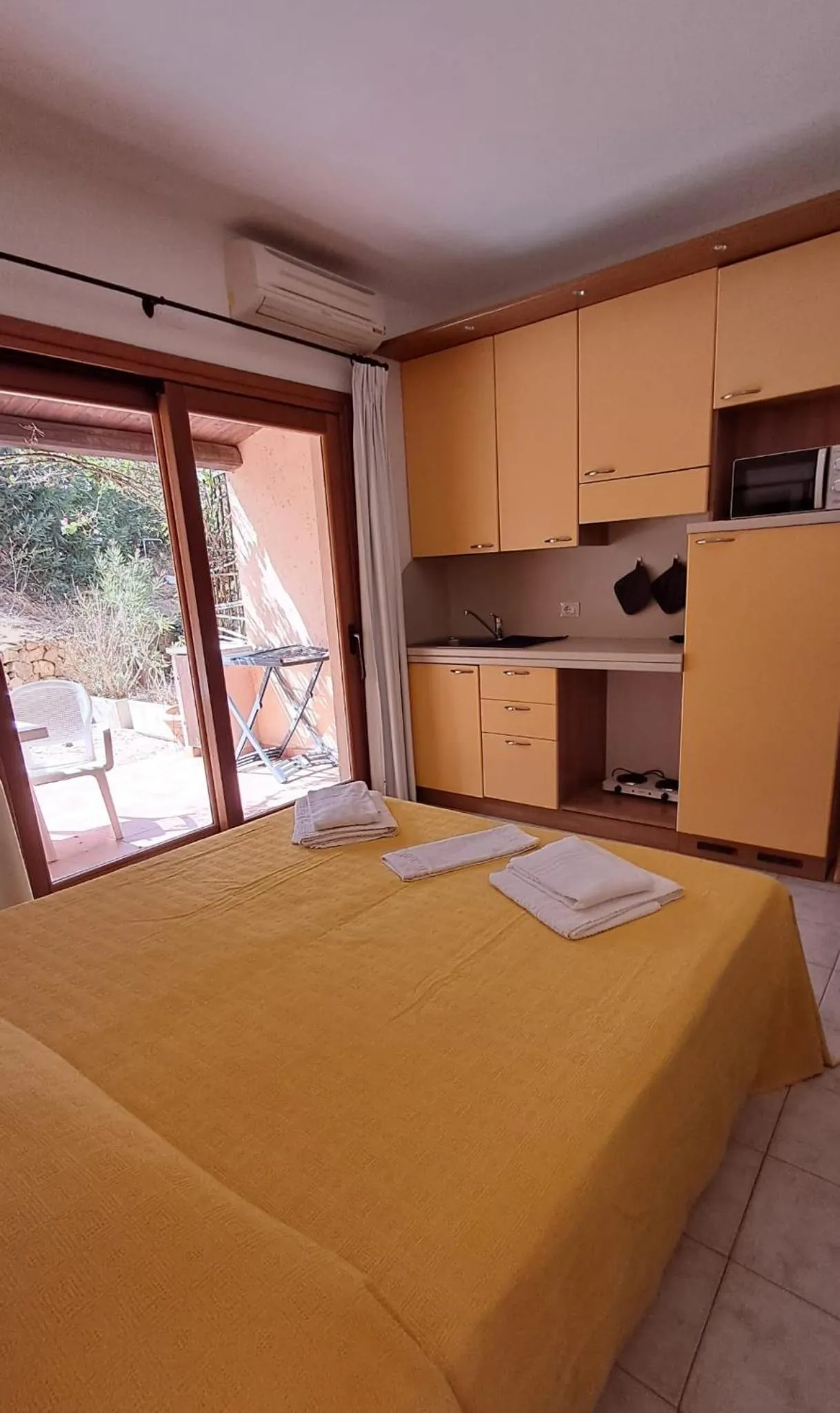 Bed in Hotel Porto Puddu - Il Nido dei Gabbiani