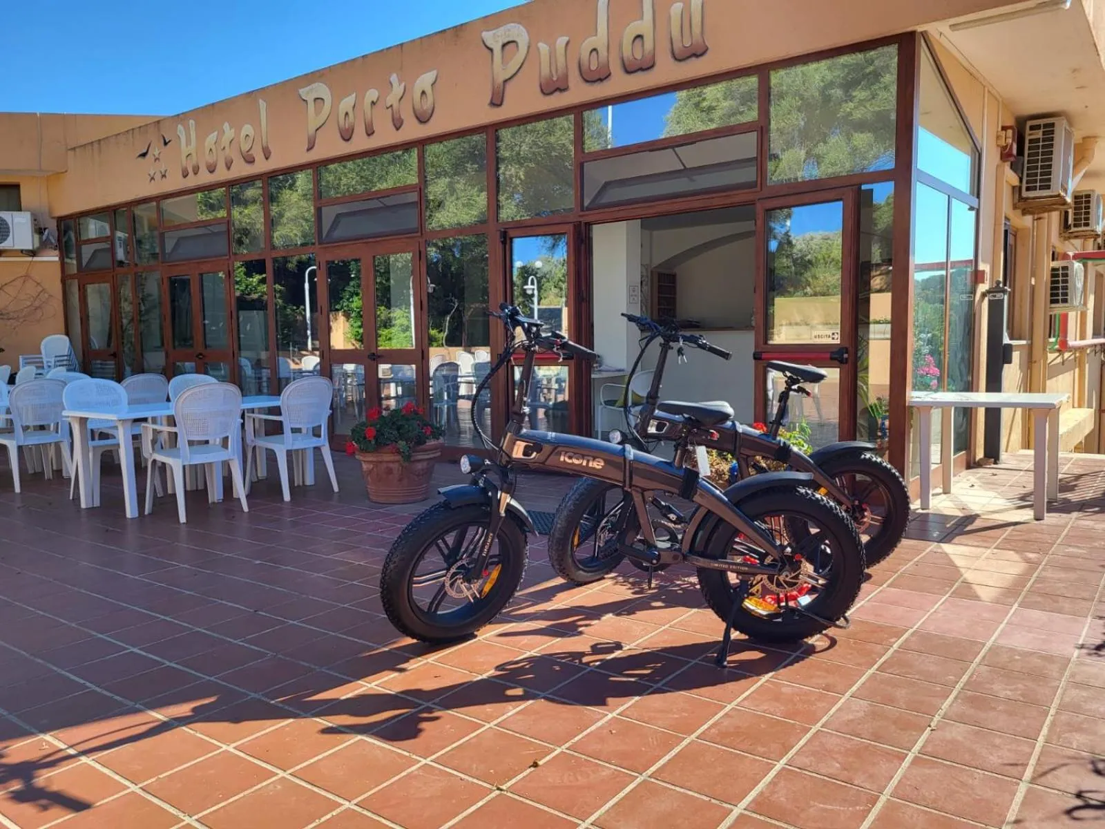 Cycling in Hotel Porto Puddu - Il Nido dei Gabbiani