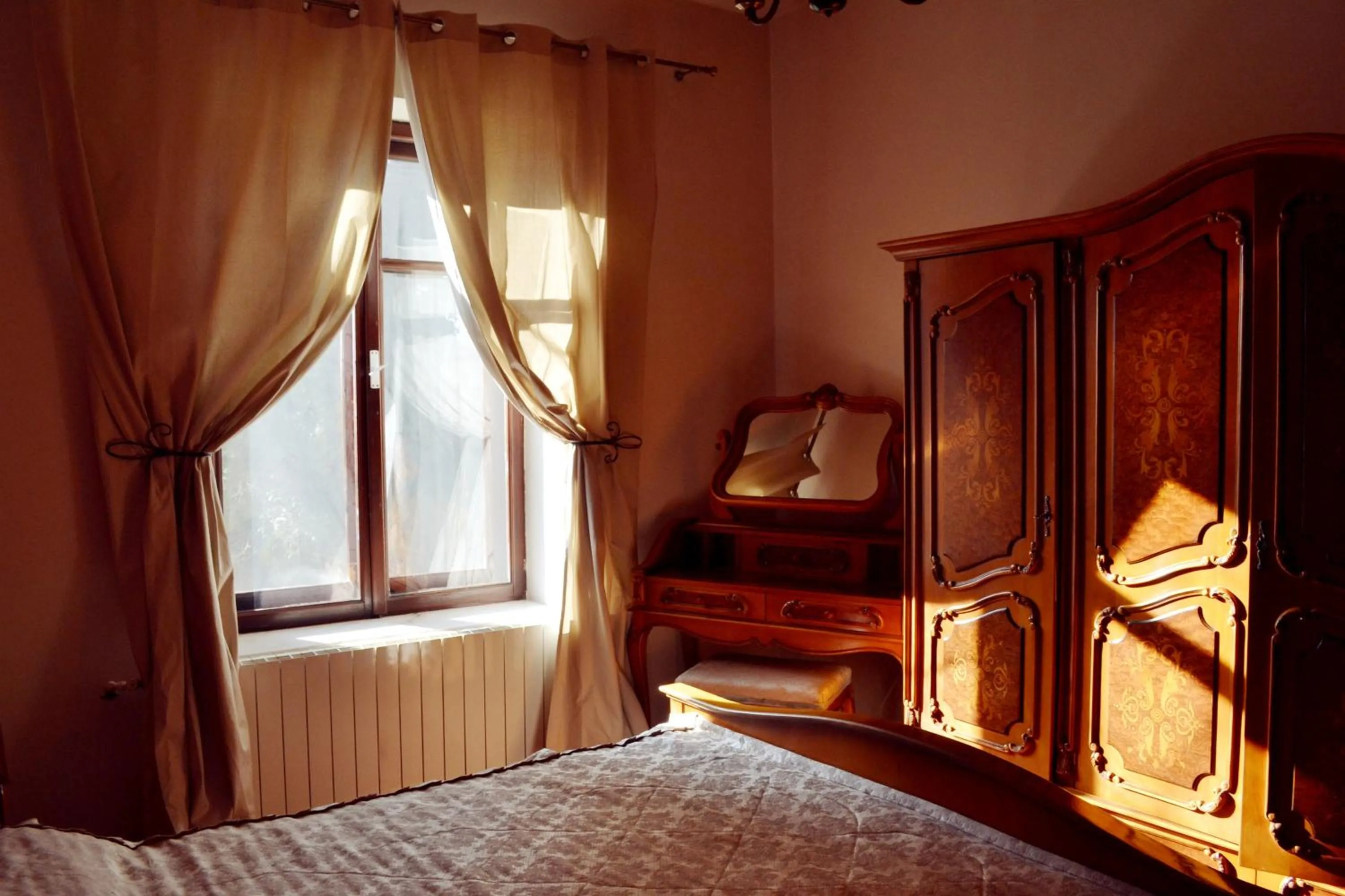Bed in Villa Castelul Maria