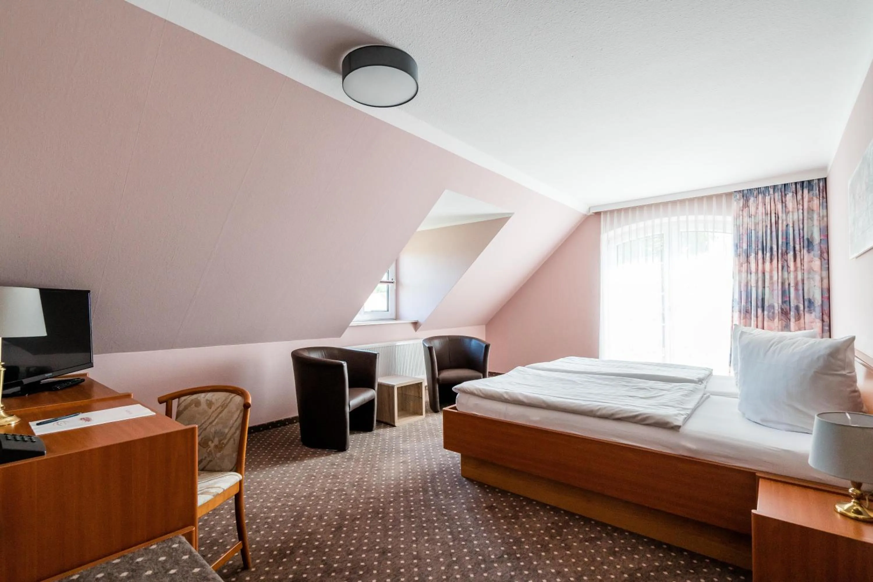 Bed in Hotel Marianne und Restaurant Kiek In