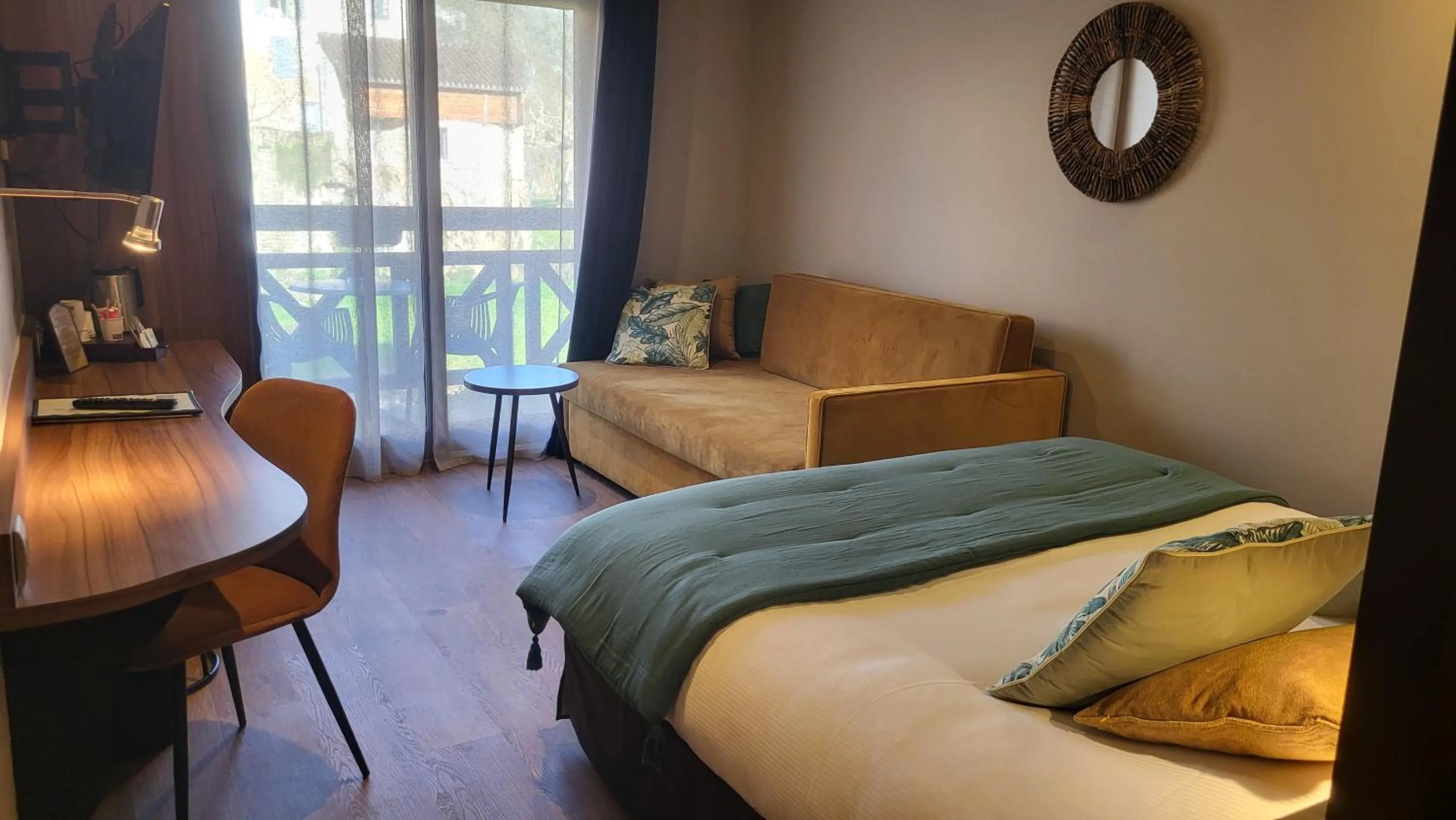 Bed in Hôtel Spa La Truite Dorée