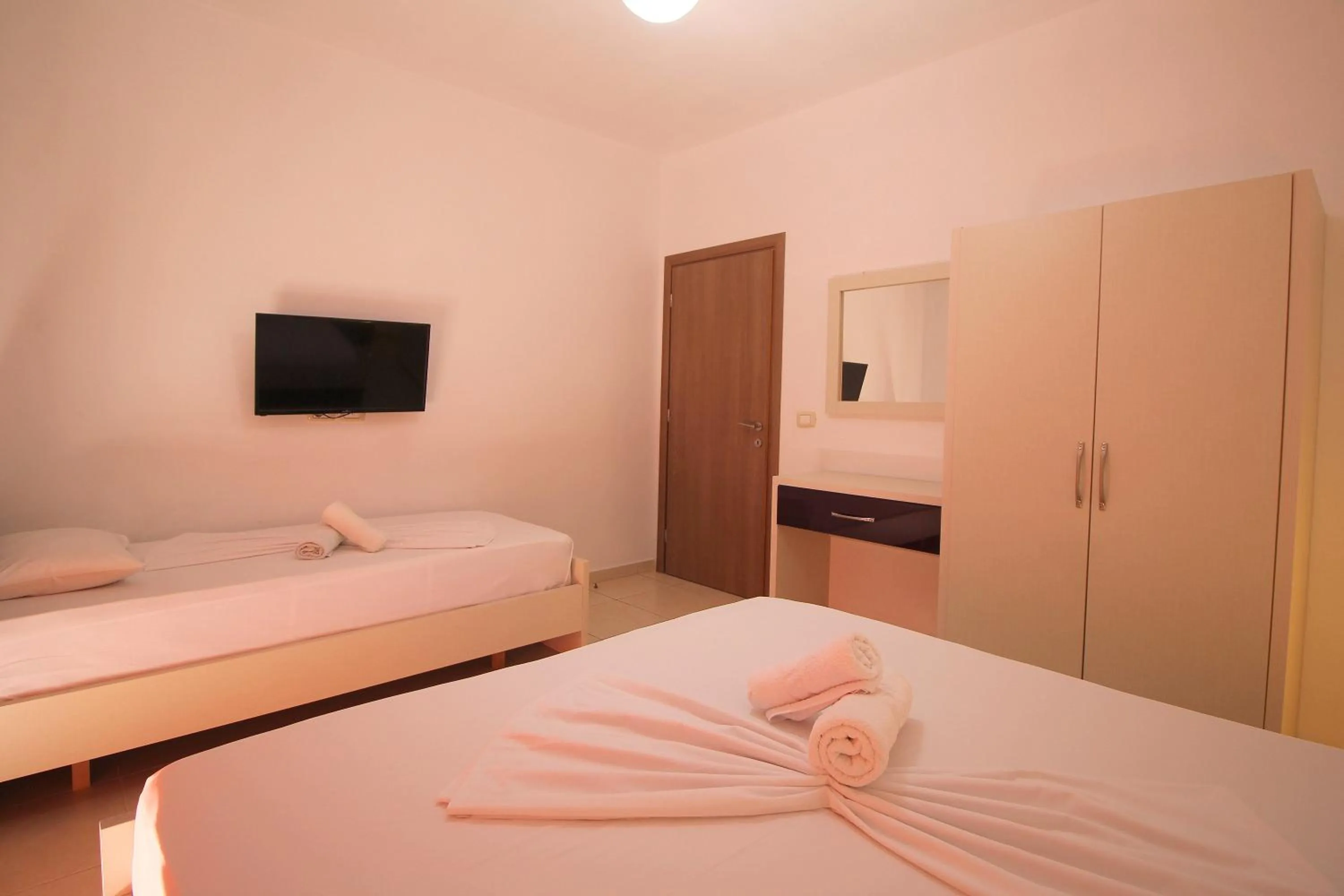 Bedroom, Bed in Hotel Argjiro