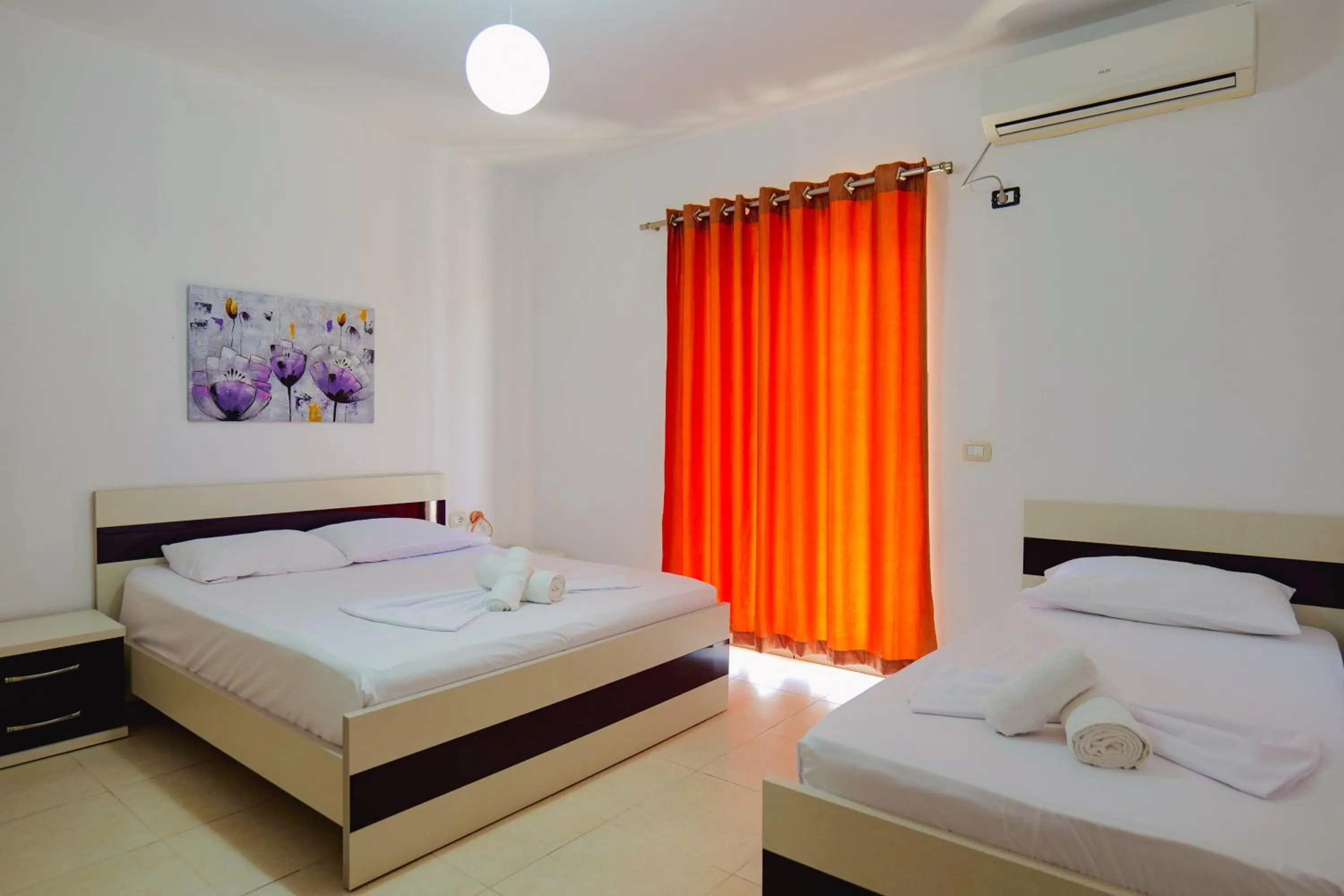 Bed in Hotel Argjiro