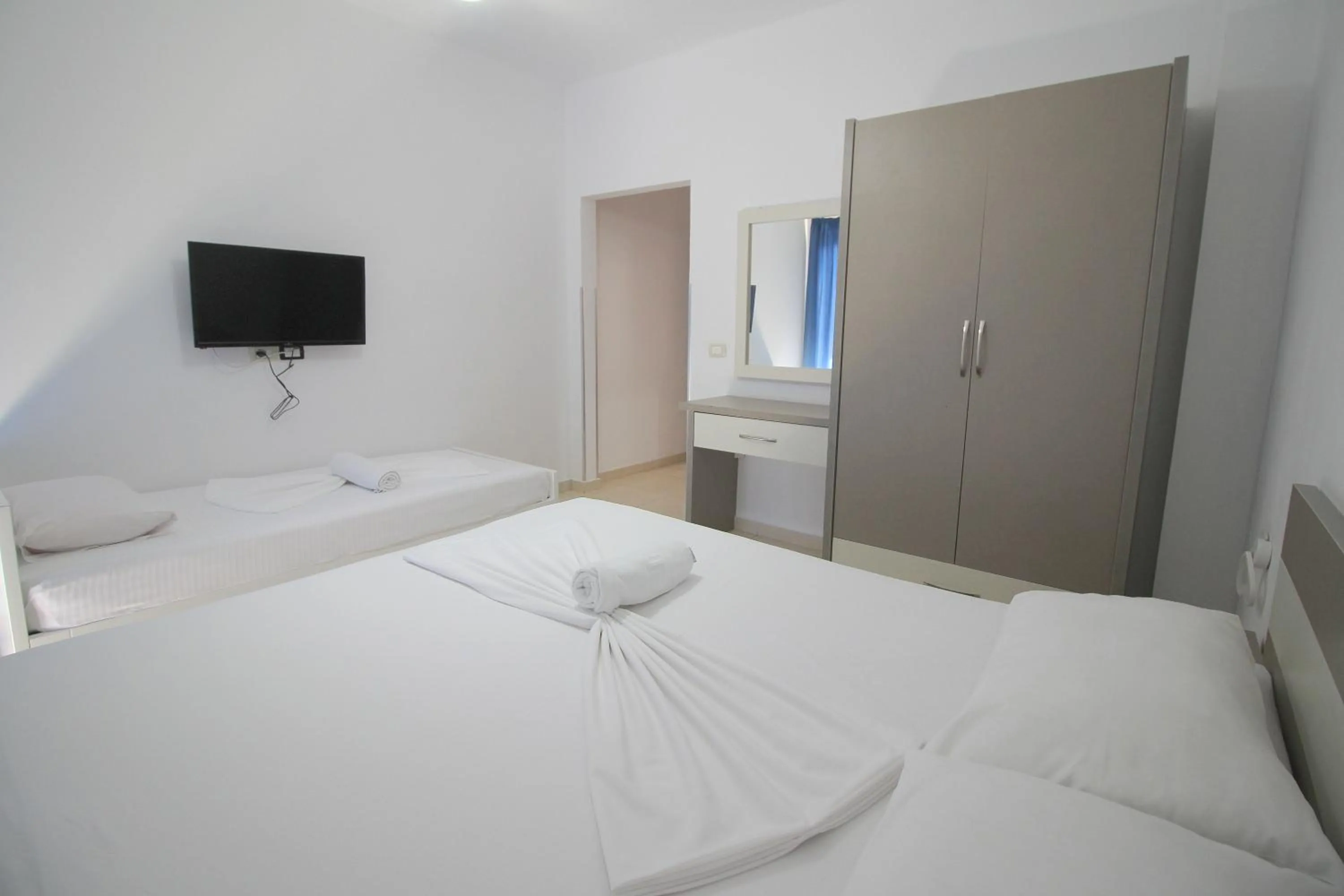 Bedroom, Bed in Hotel Argjiro