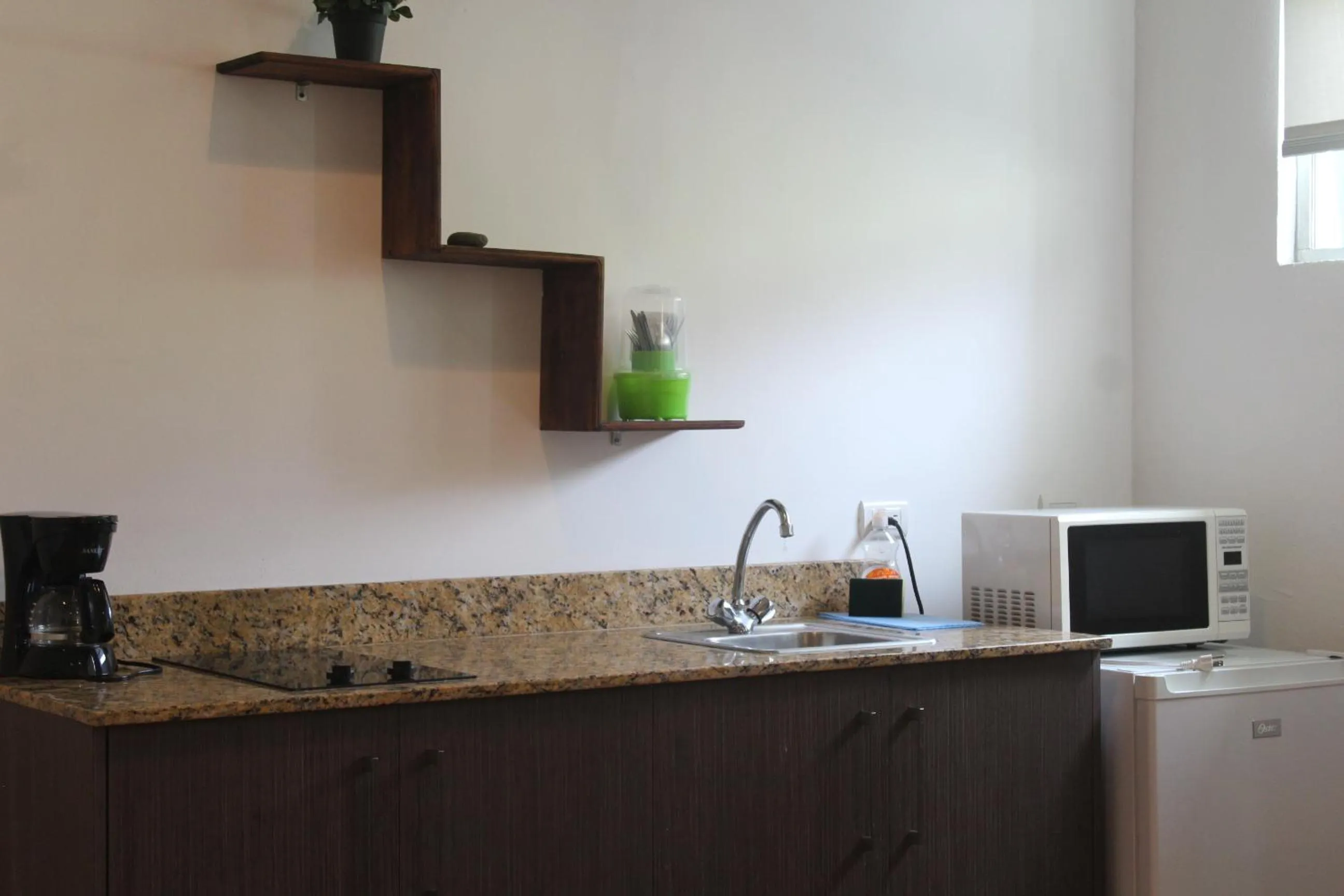 Cando Living Apartments in Central Avenue